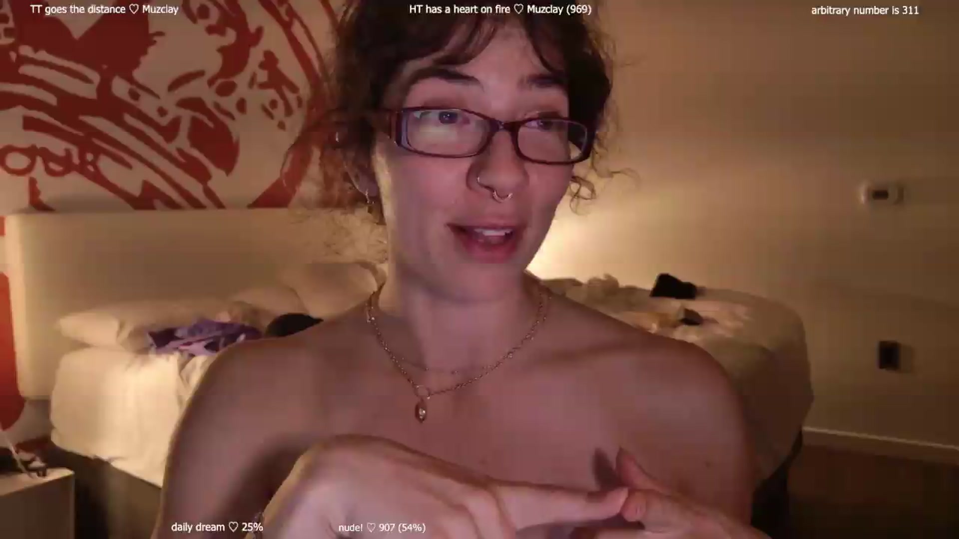 Gallery image thumbnail from afterglow's myfreecams stream on, 07/18/2026, 09:12 image 9 of 20