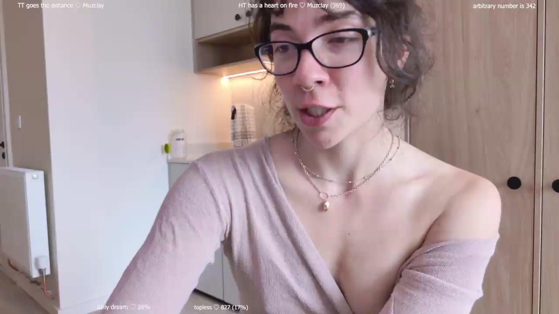 Gallery image thumbnail from afterglow's myfreecams stream on, 07/22/2026, 08:10 image 20 of 20