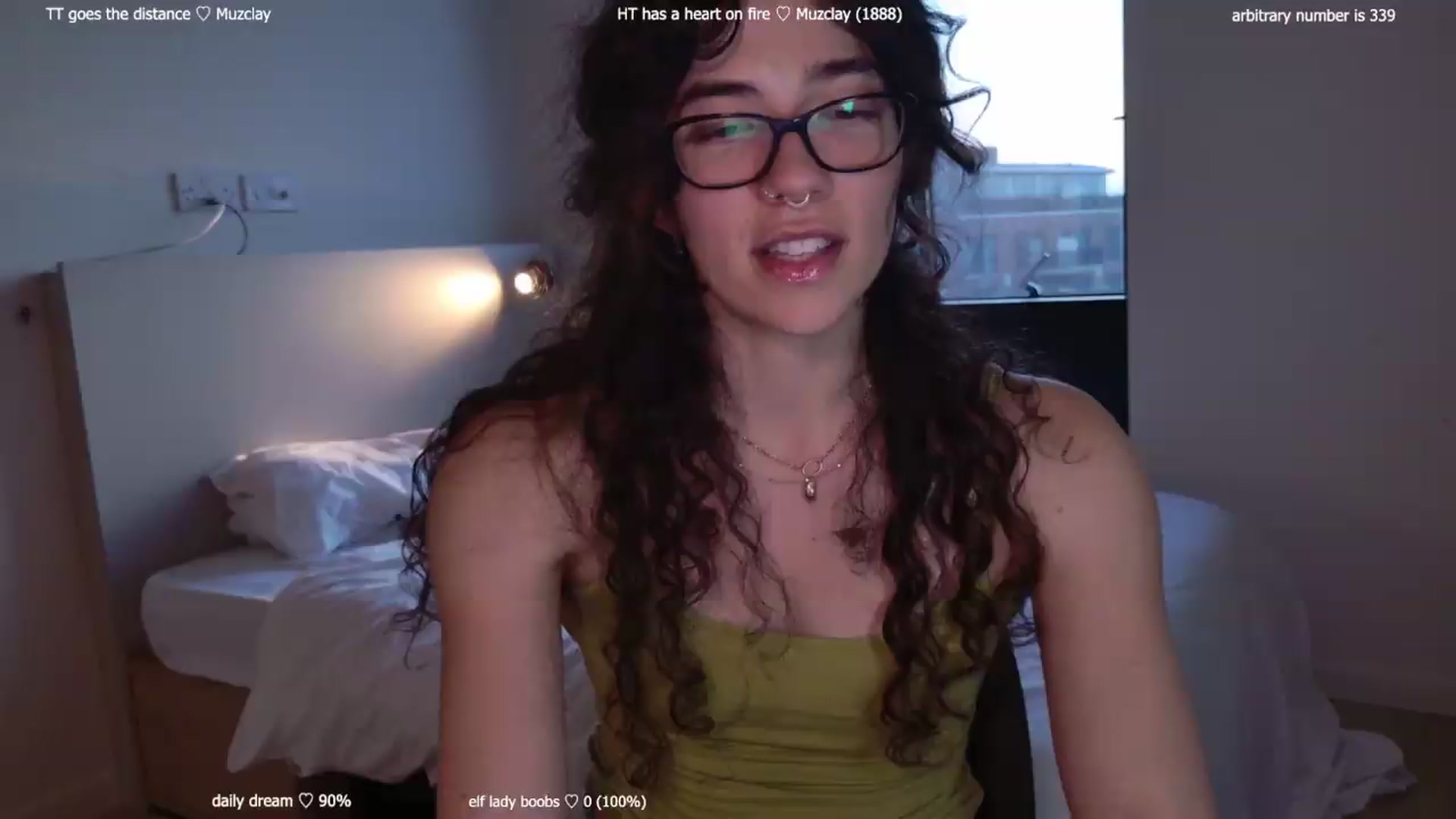 Gallery image thumbnail from afterglow's myfreecams stream on, 07/31/2026, 05:20 image 1 of 20