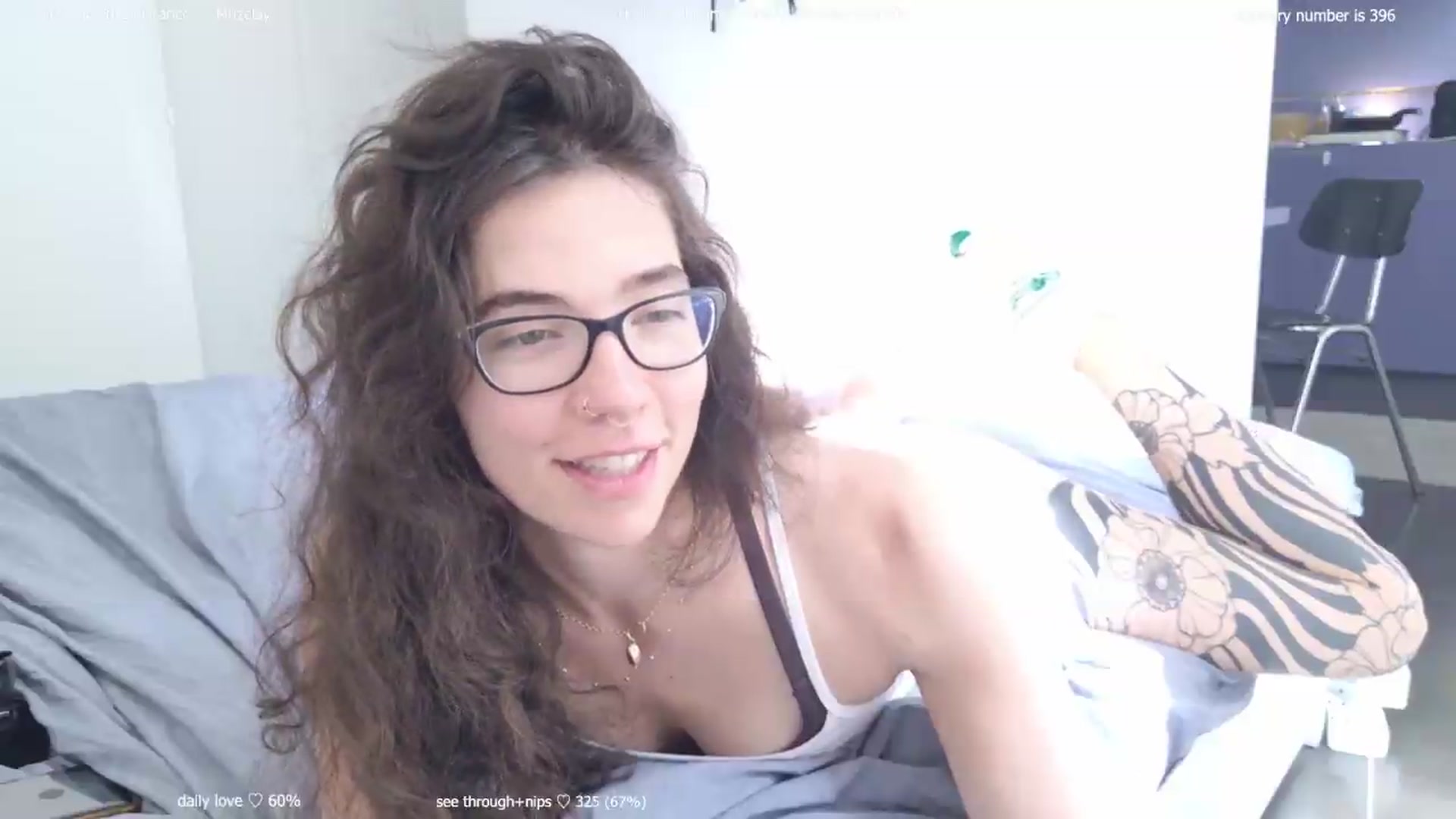 Gallery image thumbnail from afterglow's myfreecams stream on, 08/06/2026, 08:08 image 11 of 20