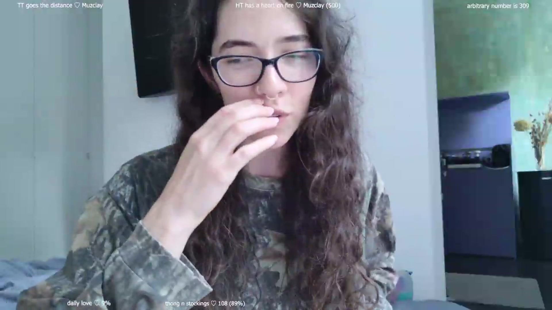 Gallery image thumbnail from afterglow's myfreecams stream on, 08/07/2026, 15:34 image 12 of 20