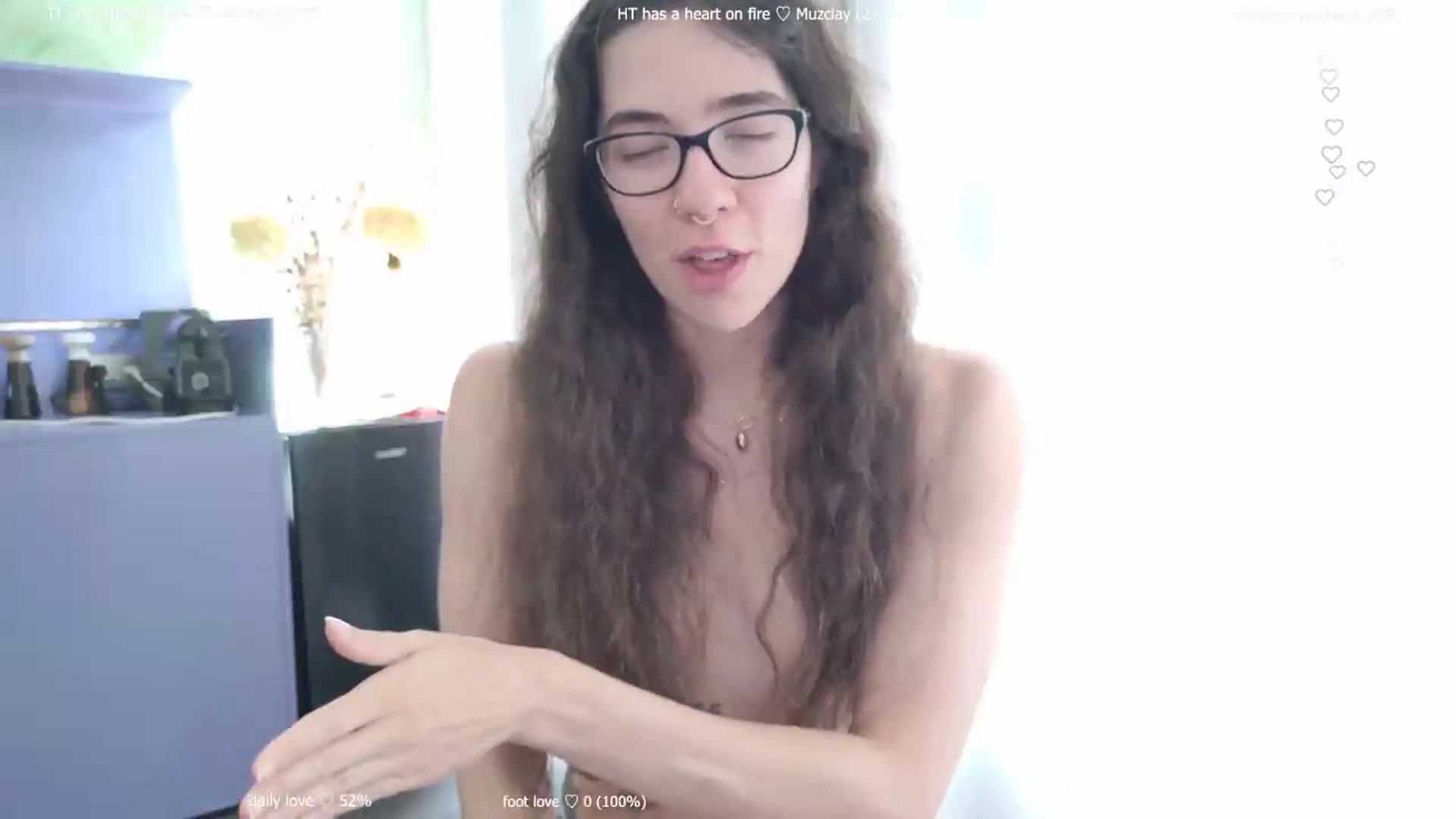 Gallery image thumbnail from afterglow's myfreecams stream on, 08/11/2026, 09:57 image 6 of 20