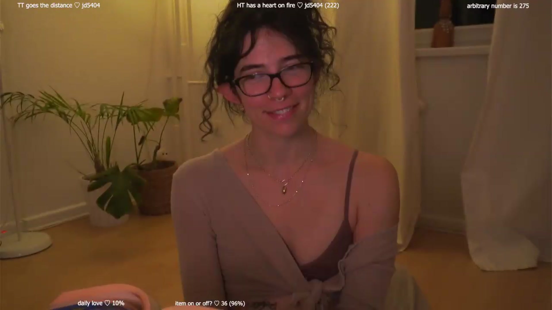 Gallery image thumbnail from afterglow's myfreecams stream on, 08/14/2026, 03:32 image 16 of 20