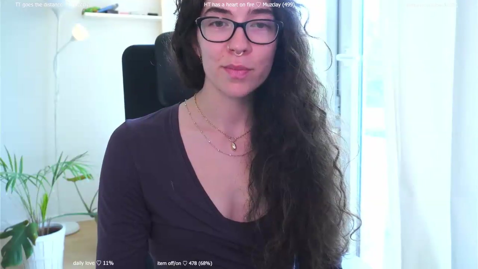 Gallery image thumbnail from afterglow's myfreecams stream on, 08/17/2026, 09:23 image 15 of 20