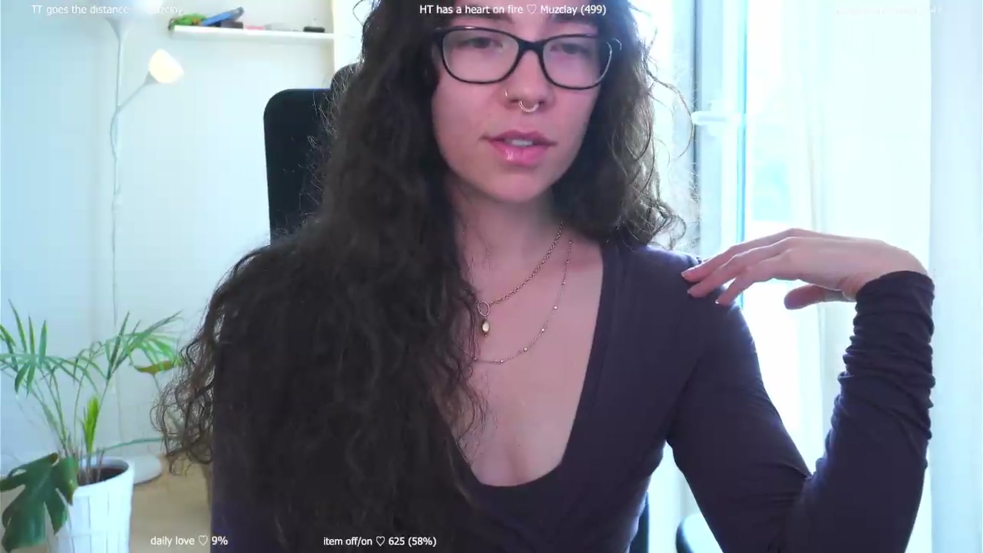 Gallery image thumbnail from afterglow's myfreecams stream on, 08/17/2026, 09:23 image 9 of 20
