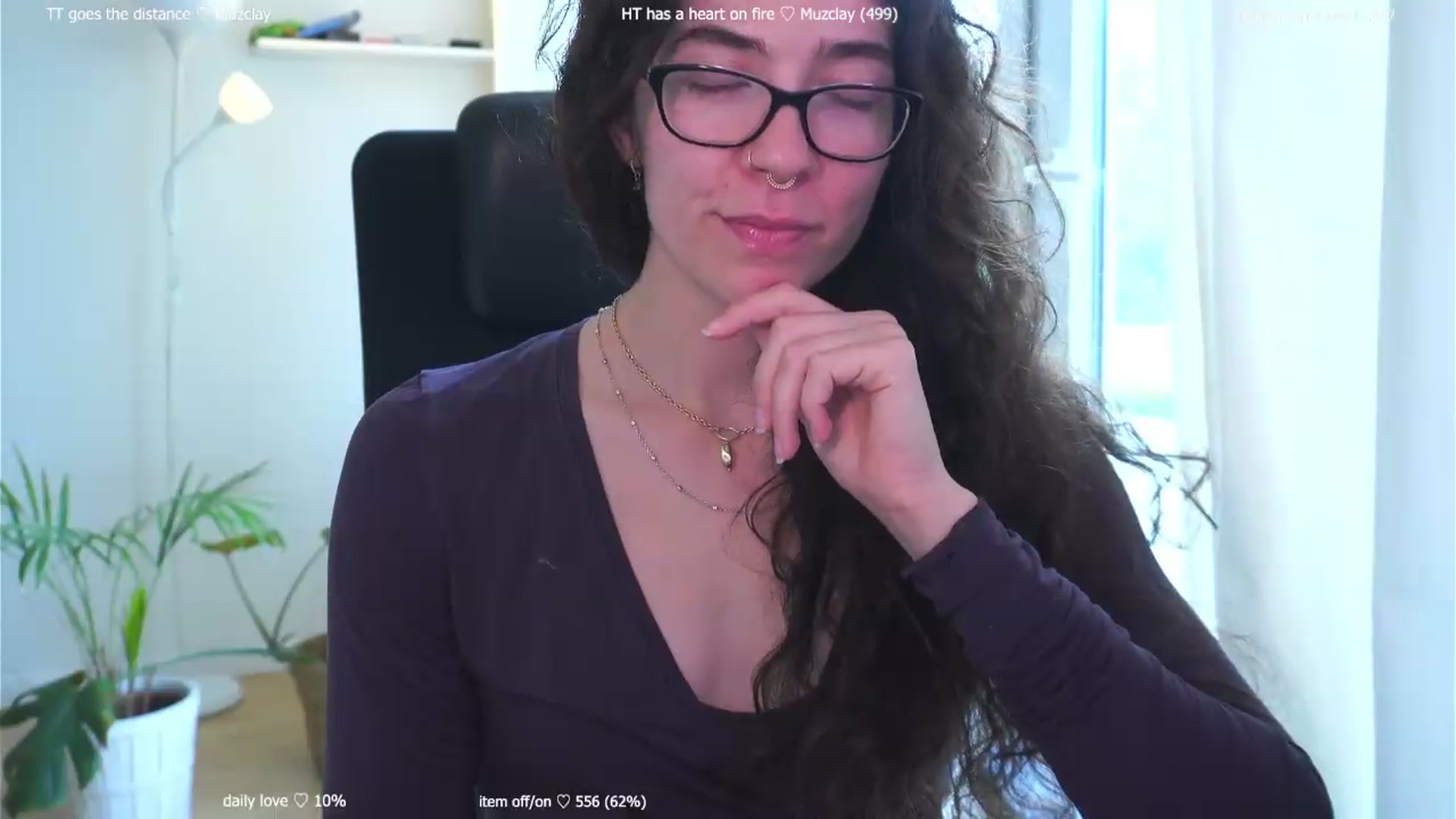 Gallery image thumbnail from afterglow's myfreecams stream on, 08/17/2026, 09:23 image 10 of 20