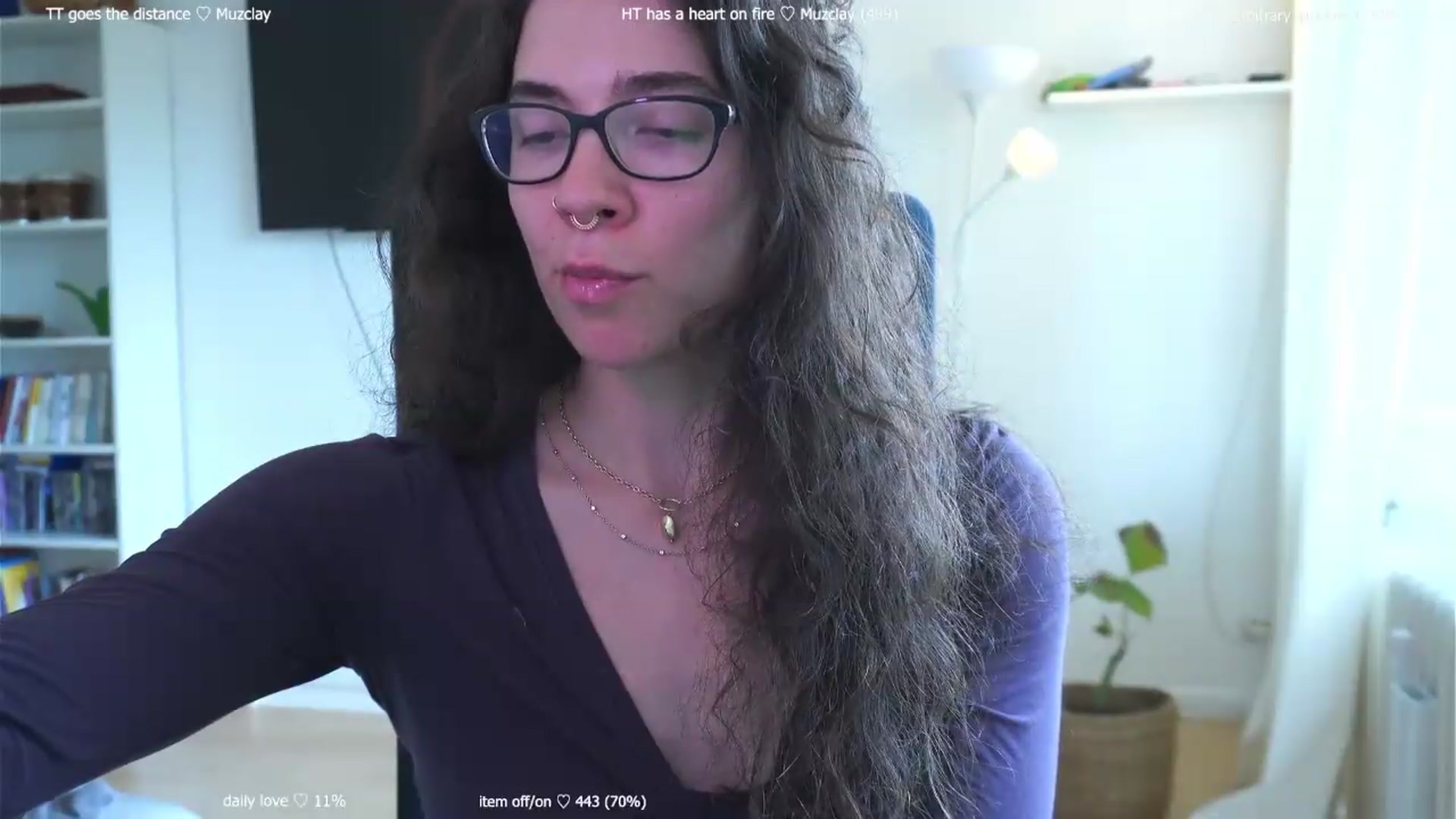 Gallery image thumbnail from afterglow's myfreecams stream on, 08/17/2026, 09:23 image 18 of 20