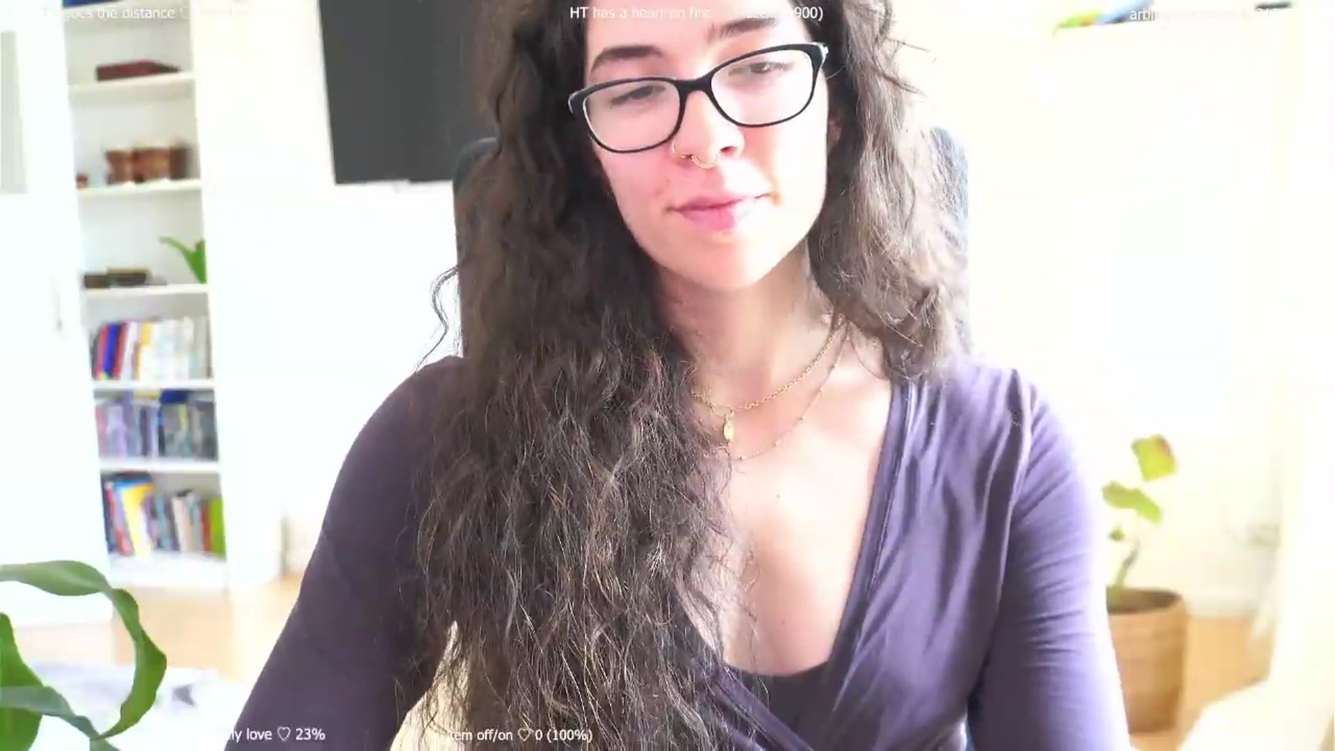 Gallery image thumbnail from afterglow's myfreecams stream on, 08/17/2026, 10:37 image 9 of 20
