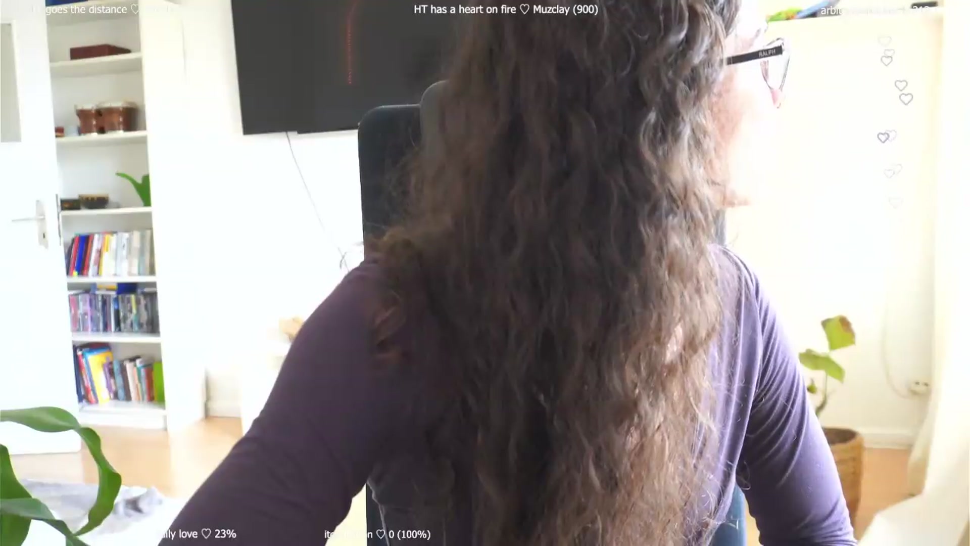 Gallery image thumbnail from afterglow's myfreecams stream on, 08/17/2026, 10:37 image 6 of 20