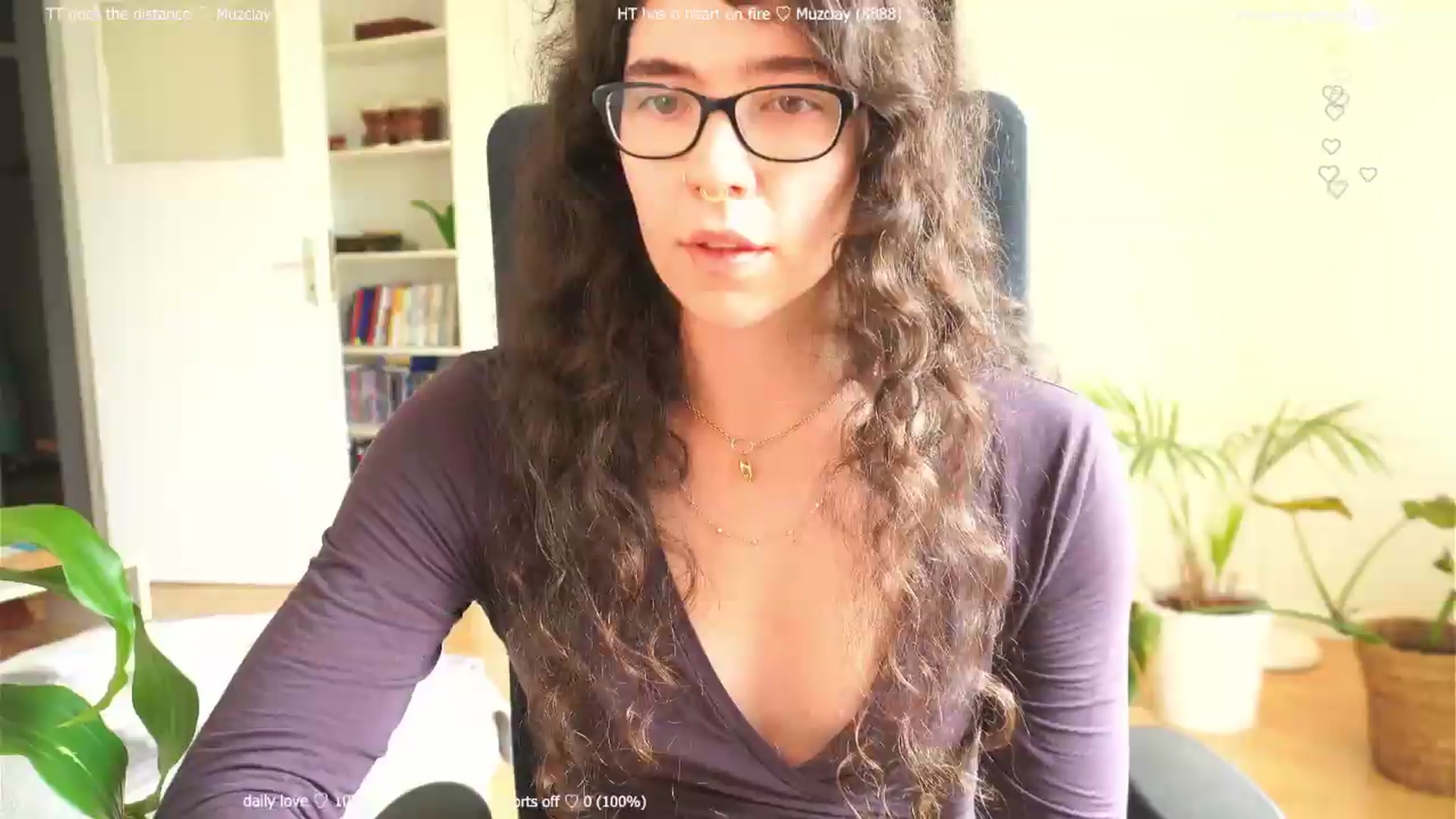 Gallery image thumbnail from afterglow's myfreecams stream on, 08/20/2026, 07:58 image 15 of 20