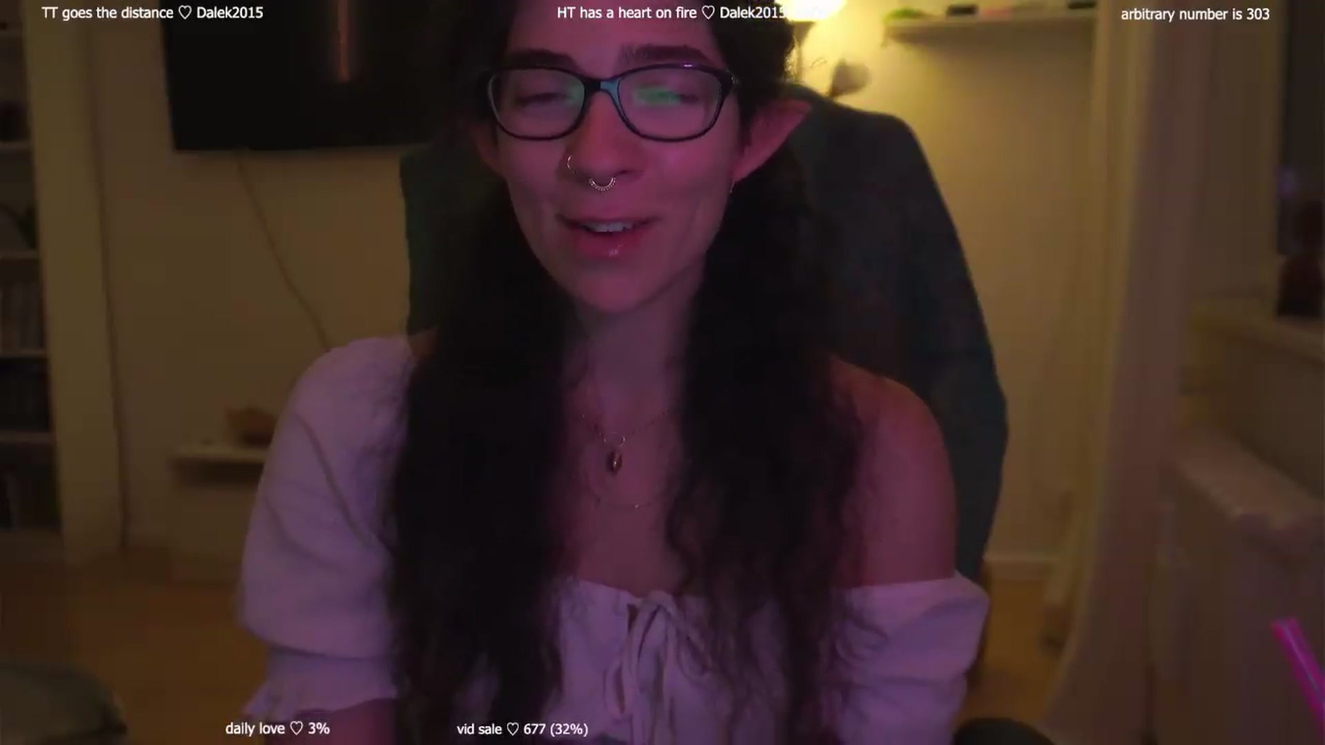 Gallery image thumbnail from afterglow's myfreecams stream on, 08/21/2026, 04:19 image 5 of 20