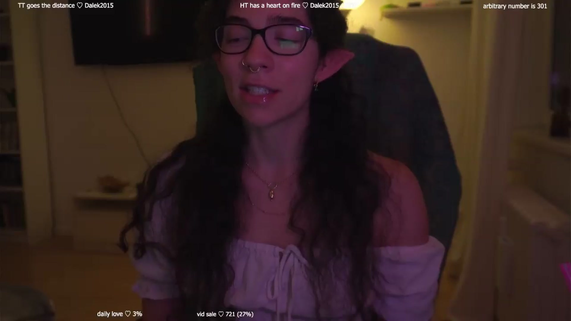 Gallery image thumbnail from afterglow's myfreecams stream on, 08/21/2026, 04:19 image 2 of 20