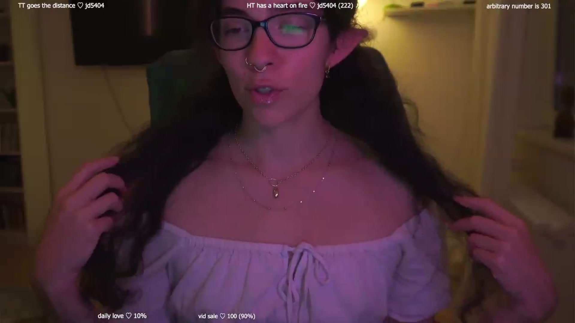 Gallery image thumbnail from afterglow's myfreecams stream on, 08/21/2026, 04:19 image 13 of 20