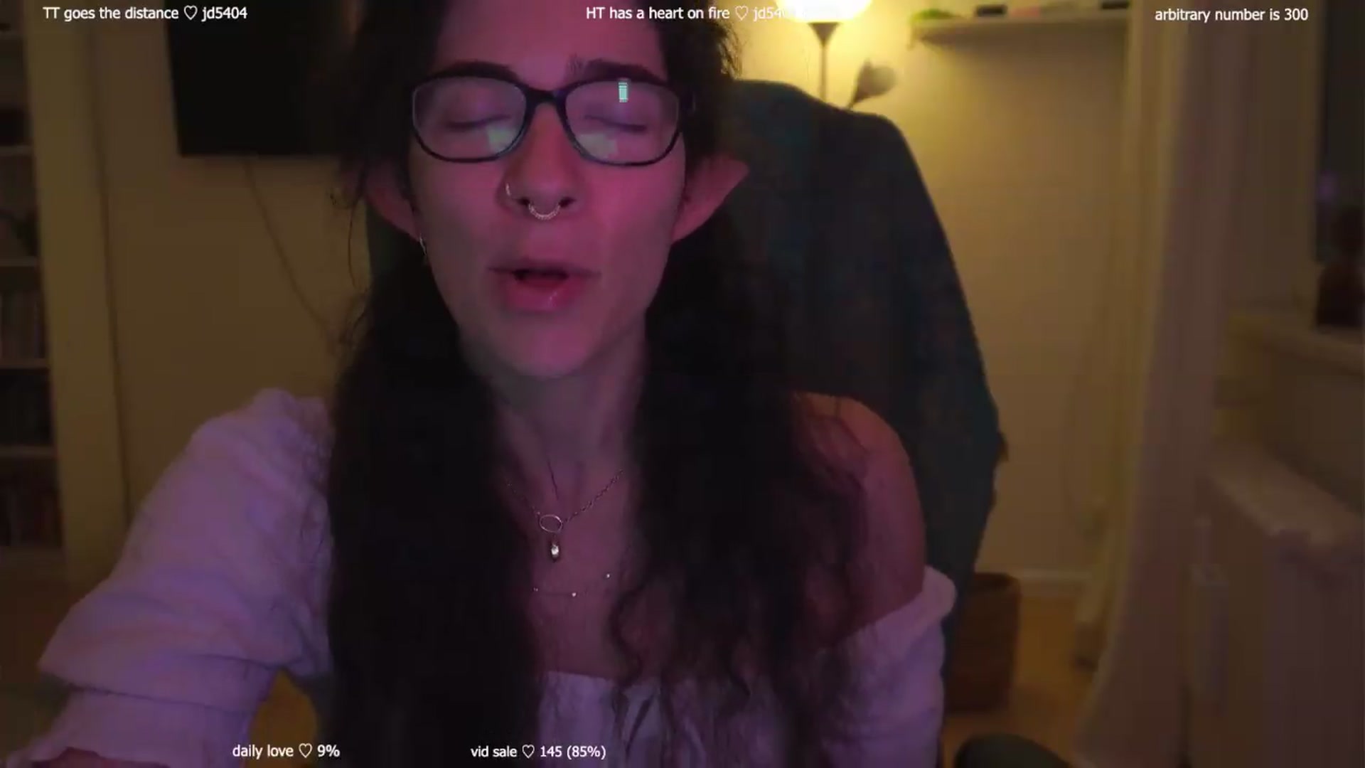 Gallery image thumbnail from afterglow's myfreecams stream on, 08/21/2026, 04:19 image 10 of 20