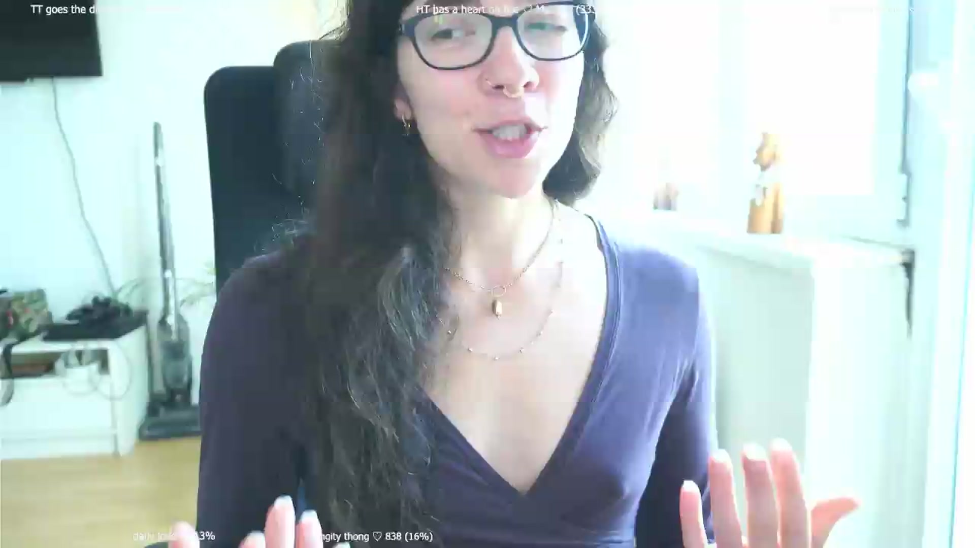 Gallery image thumbnail from afterglow's myfreecams stream on, 08/22/2026, 08:36 image 10 of 20