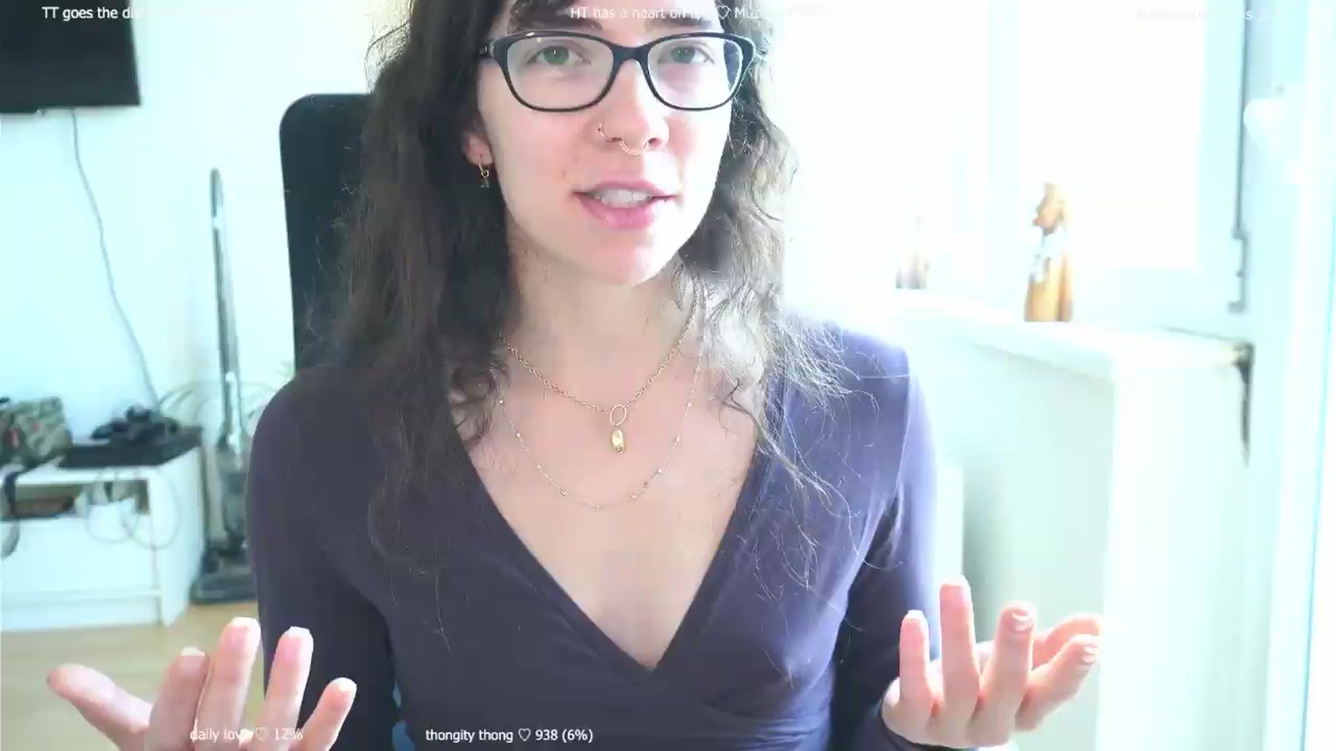 Gallery image thumbnail from afterglow's myfreecams stream on, 08/22/2026, 08:36 image 8 of 20