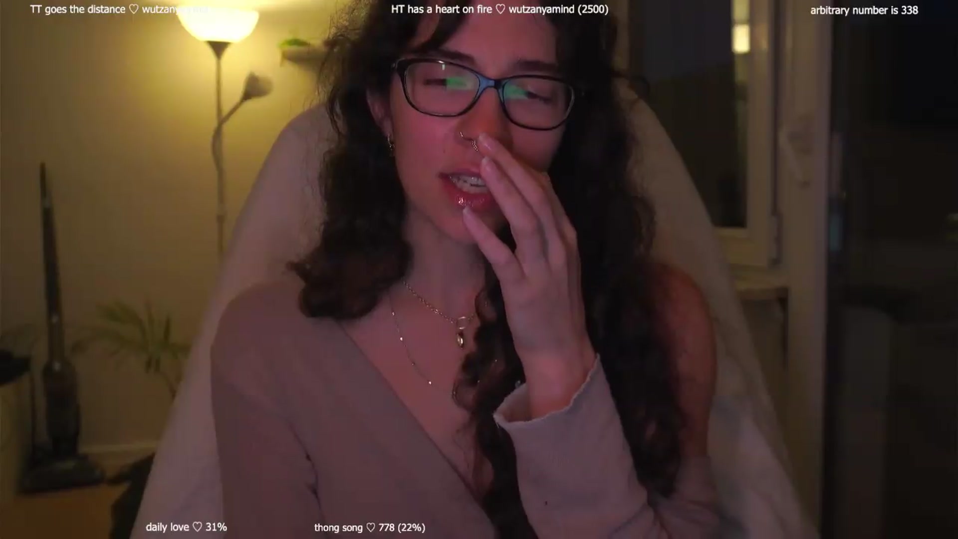 Gallery image thumbnail from afterglow's myfreecams stream on, 08/24/2026, 03:31 image 12 of 20