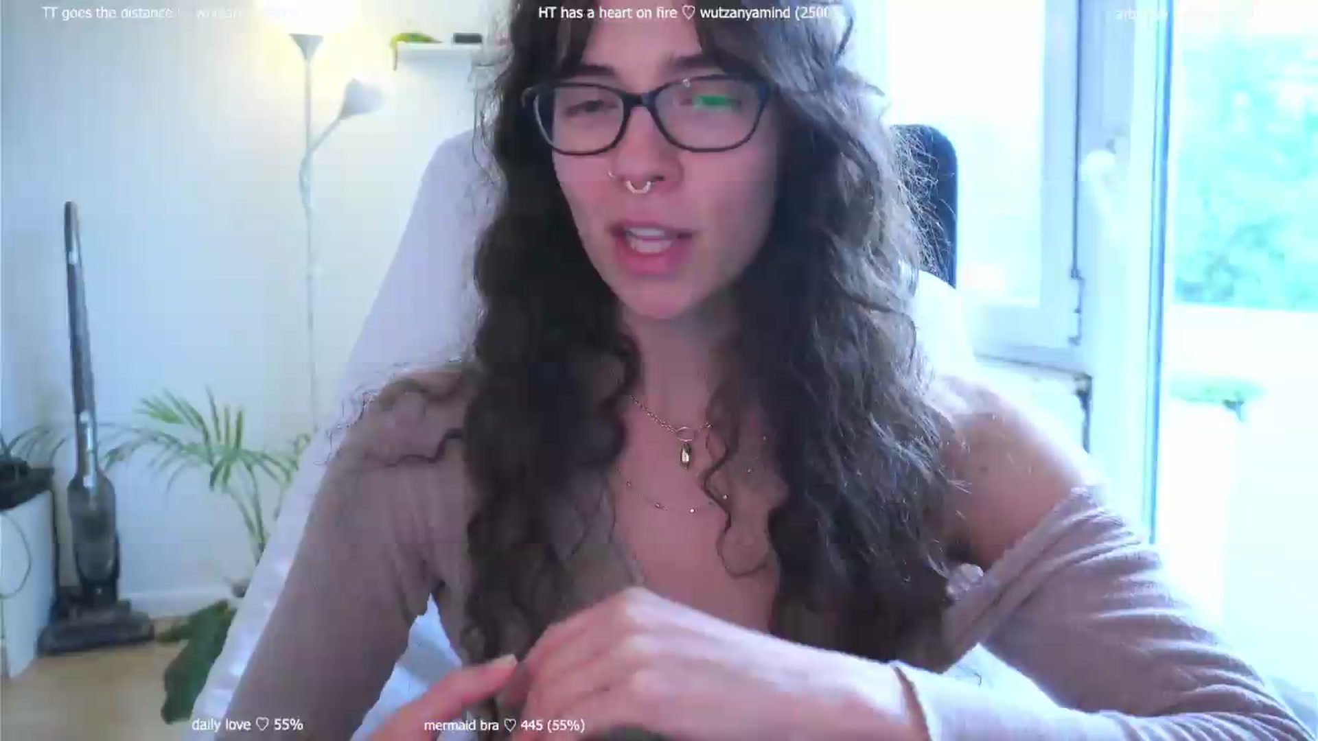 Gallery image thumbnail from afterglow's myfreecams stream on, 08/24/2026, 06:53 image 13 of 20
