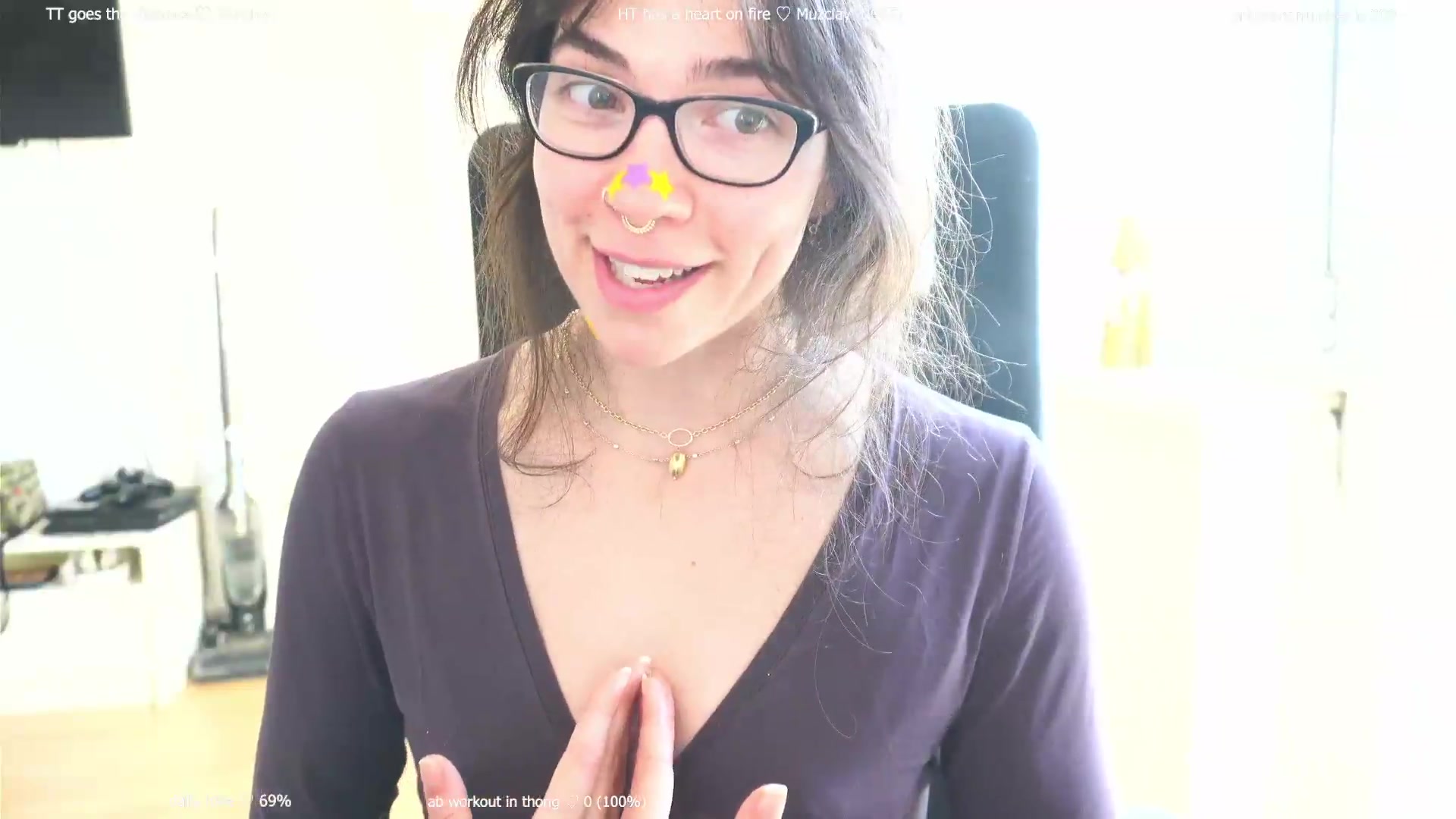 Gallery image thumbnail from afterglow's myfreecams stream on, 08/27/2026, 07:06 image 16 of 20