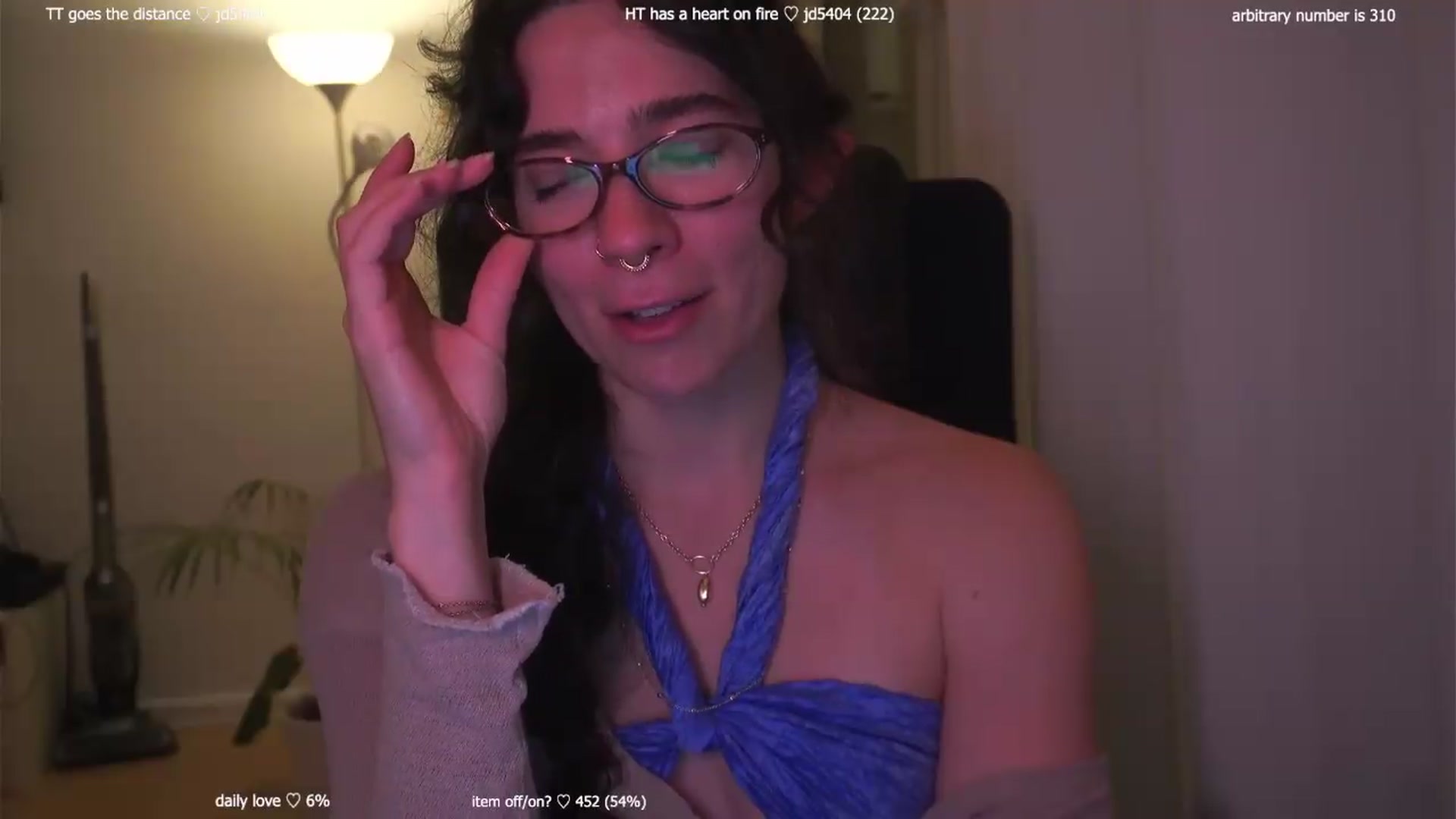 Gallery image thumbnail from afterglow's myfreecams stream on, 08/28/2026, 03:18 image 19 of 20