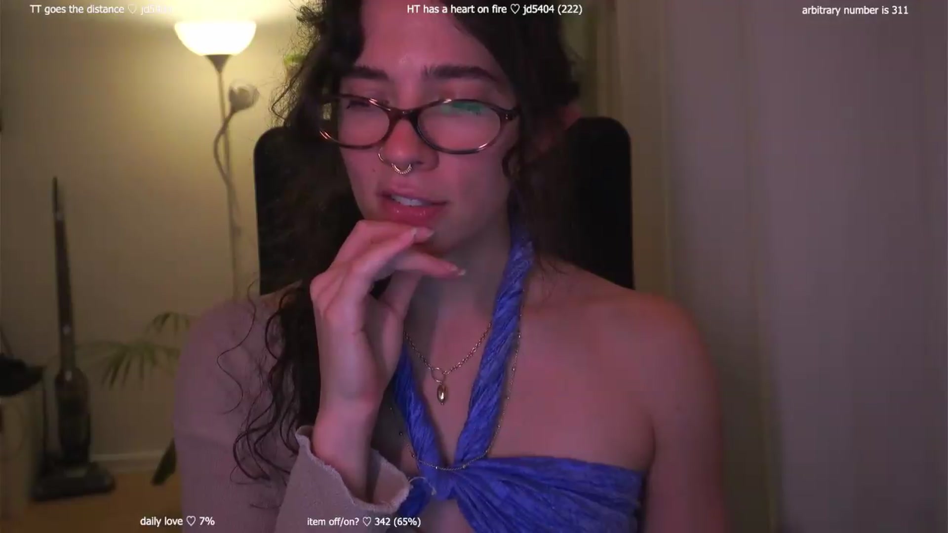Gallery image thumbnail from afterglow's myfreecams stream on, 08/28/2026, 04:00 image 18 of 20