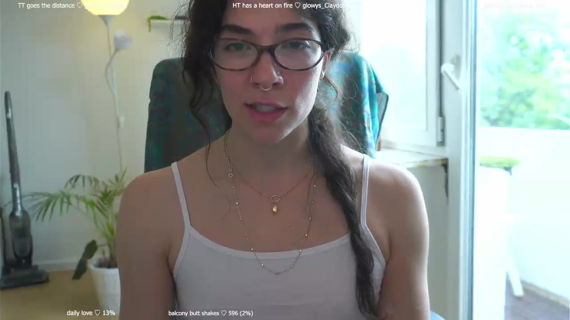 Gallery image thumbnail from afterglow's myfreecams stream on, 09/01/2026, 10:28 image 10 of 20