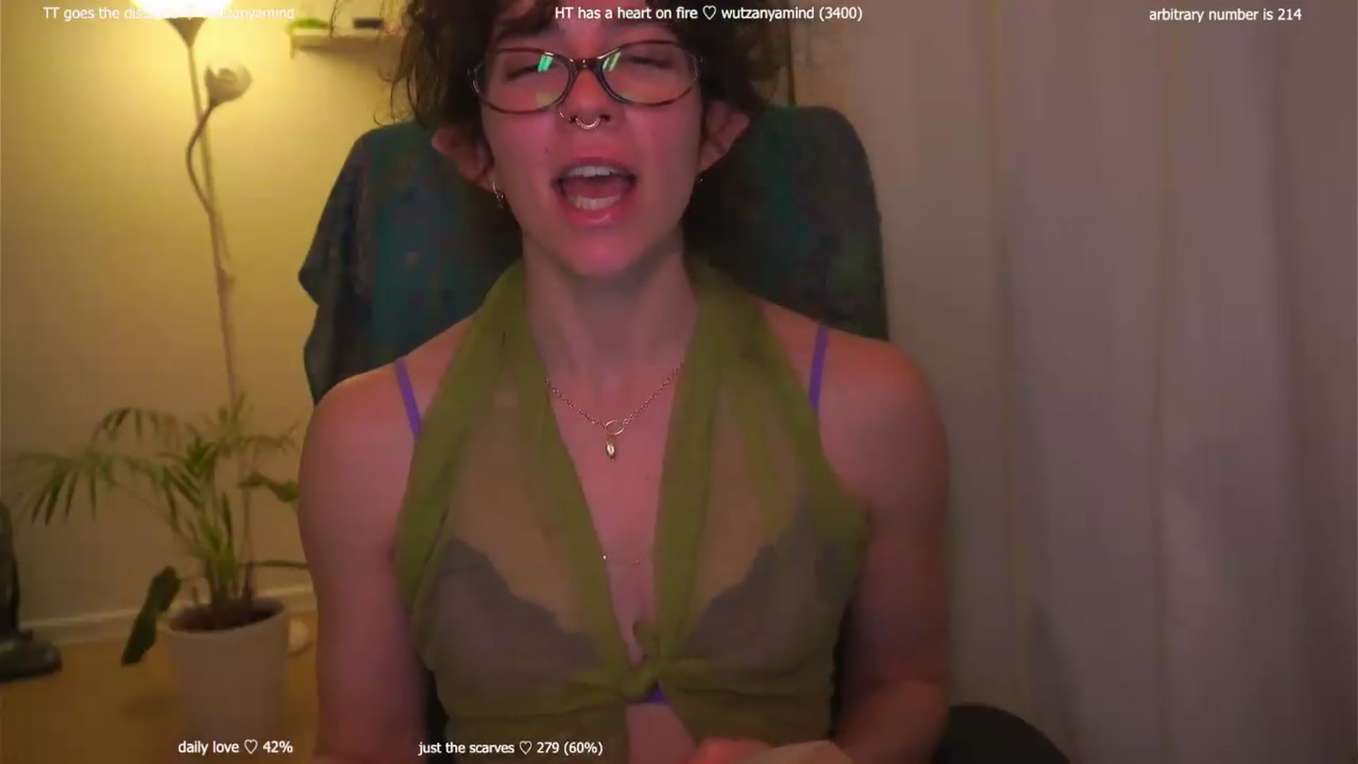 Gallery image thumbnail from afterglow's myfreecams stream on, 09/04/2026, 03:32 image 15 of 20