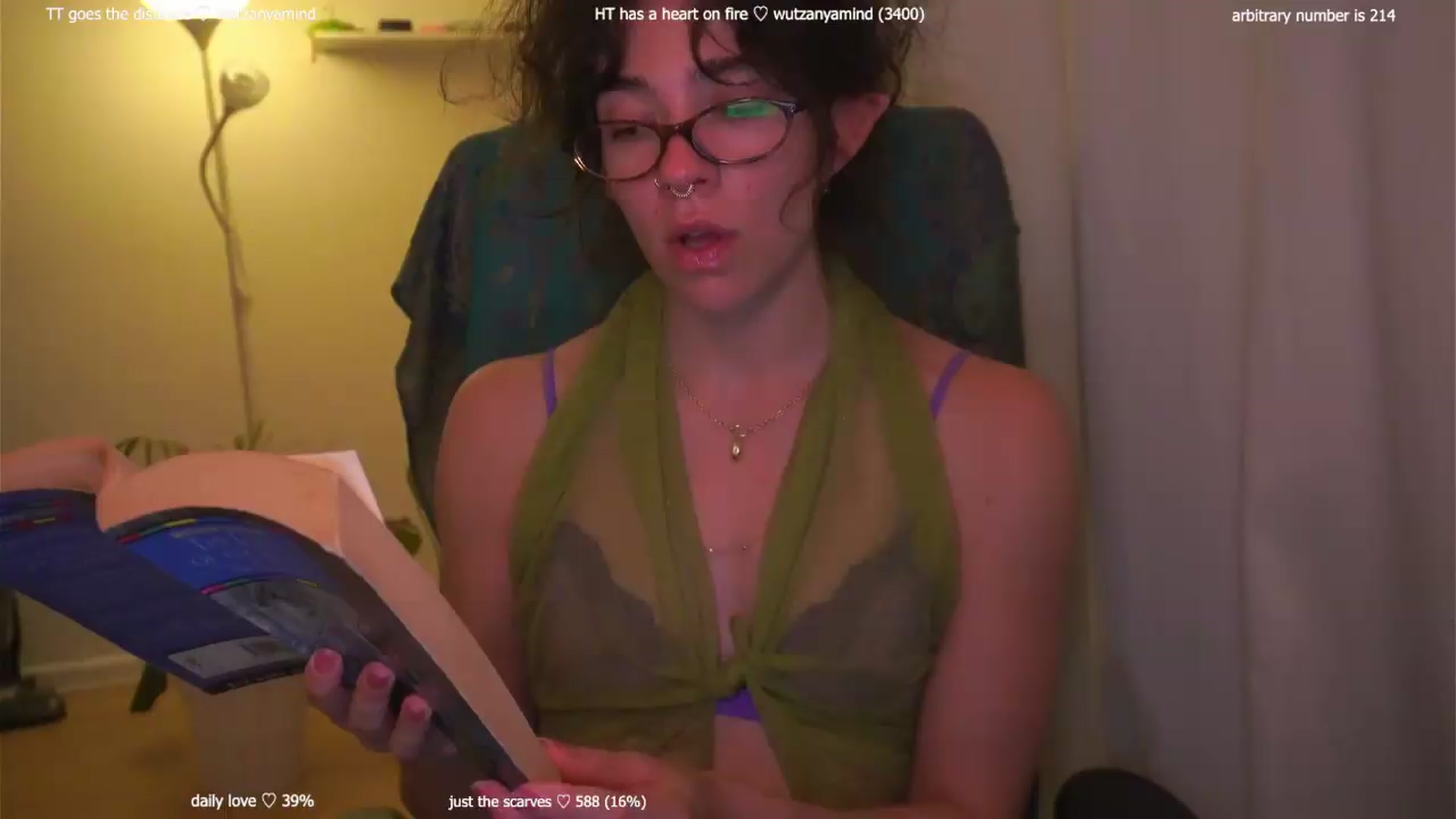 Gallery image thumbnail from afterglow's myfreecams stream on, 09/04/2026, 03:32 image 6 of 20