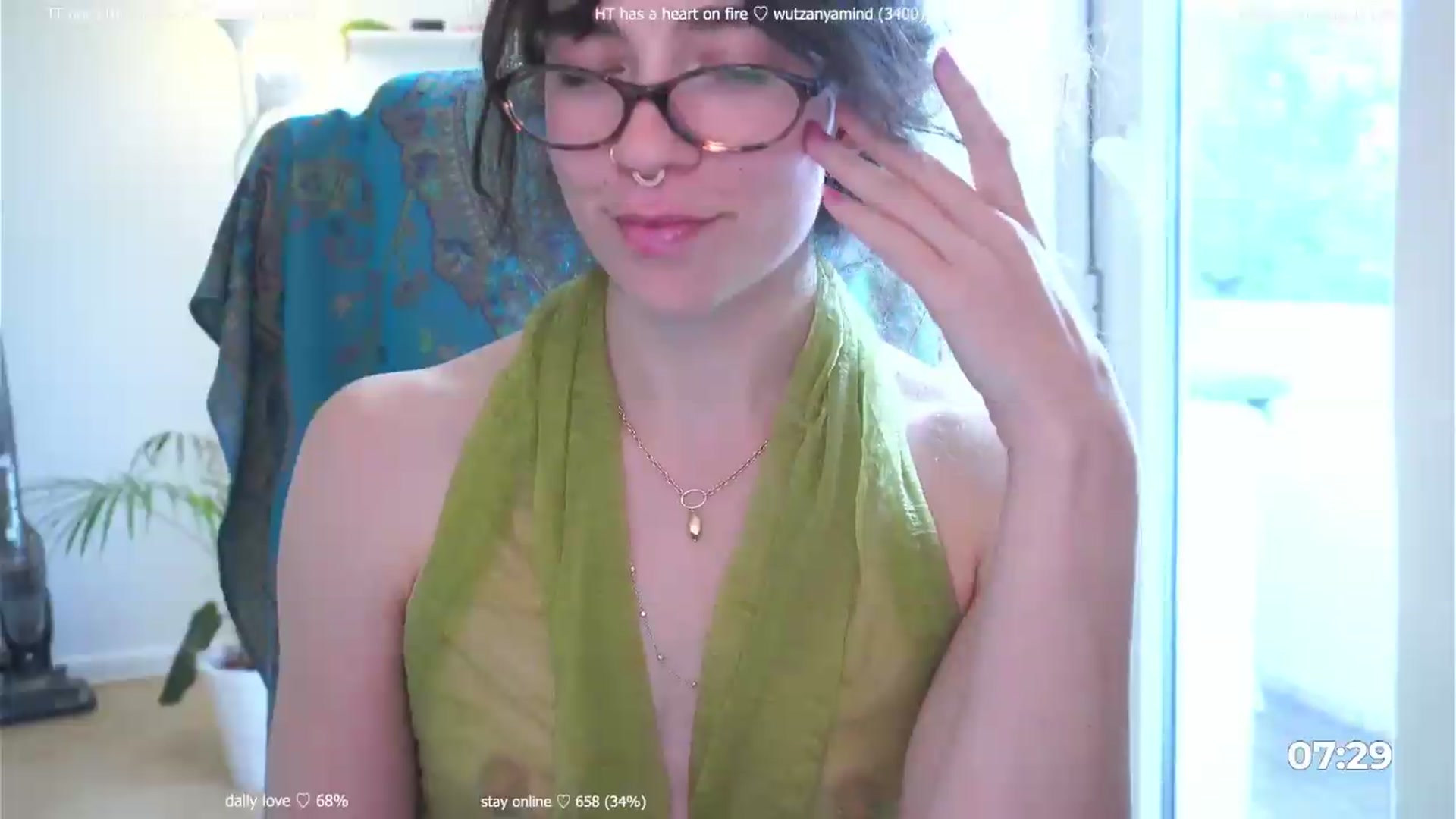 Gallery image thumbnail from afterglow's myfreecams stream on, 09/04/2026, 06:24 image 18 of 20