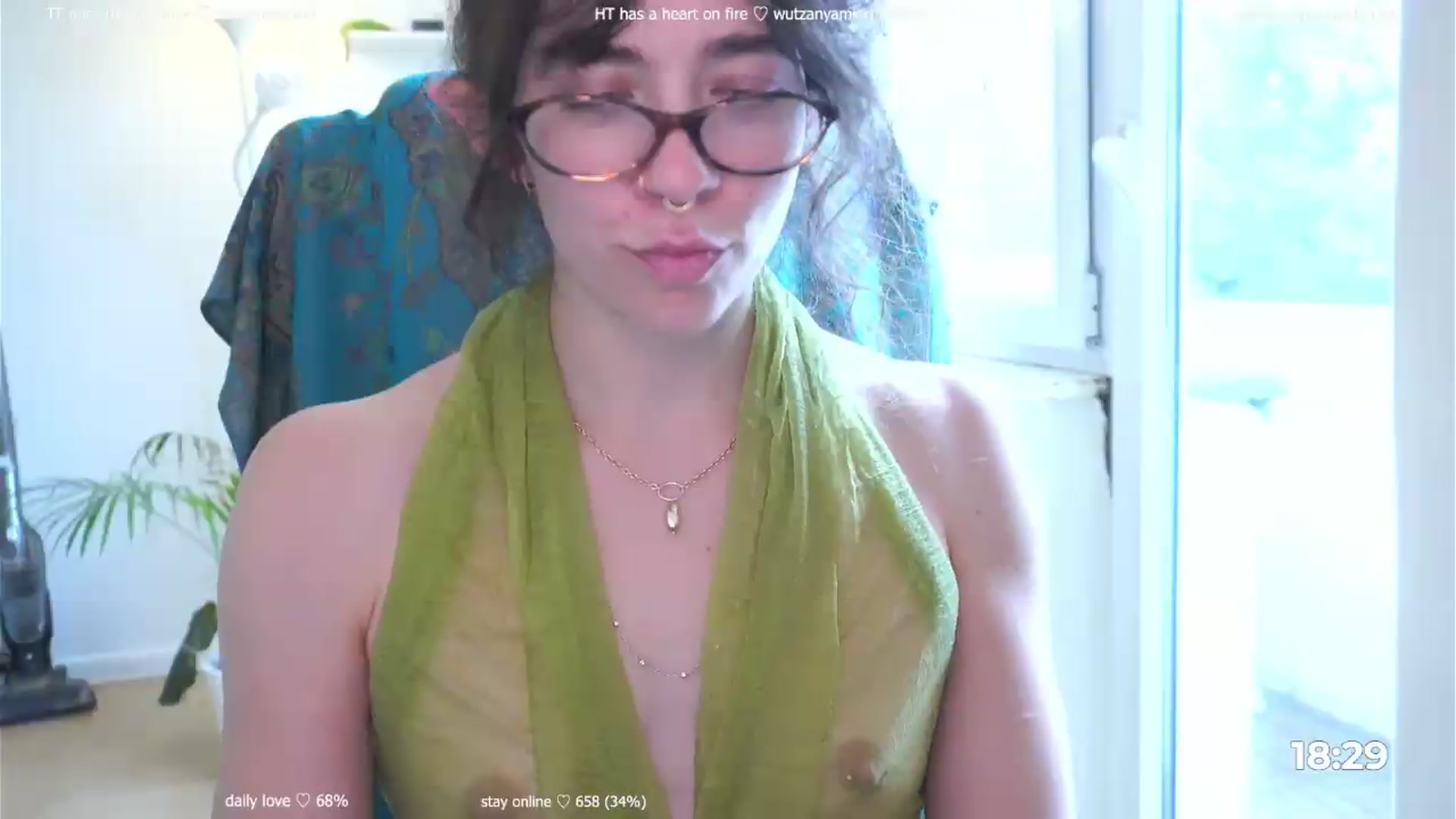 Gallery image thumbnail from afterglow's myfreecams stream on, 09/04/2026, 06:24 image 14 of 20