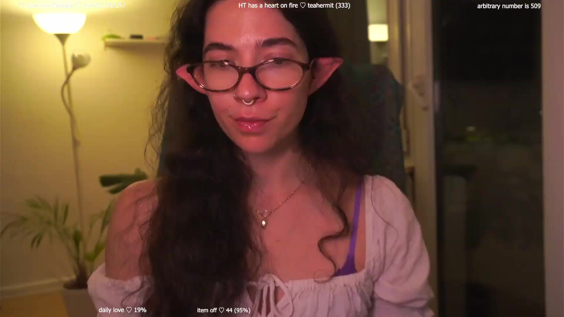 Gallery image thumbnail from afterglow's myfreecams stream on, 09/11/2026, 03:21 image 16 of 20