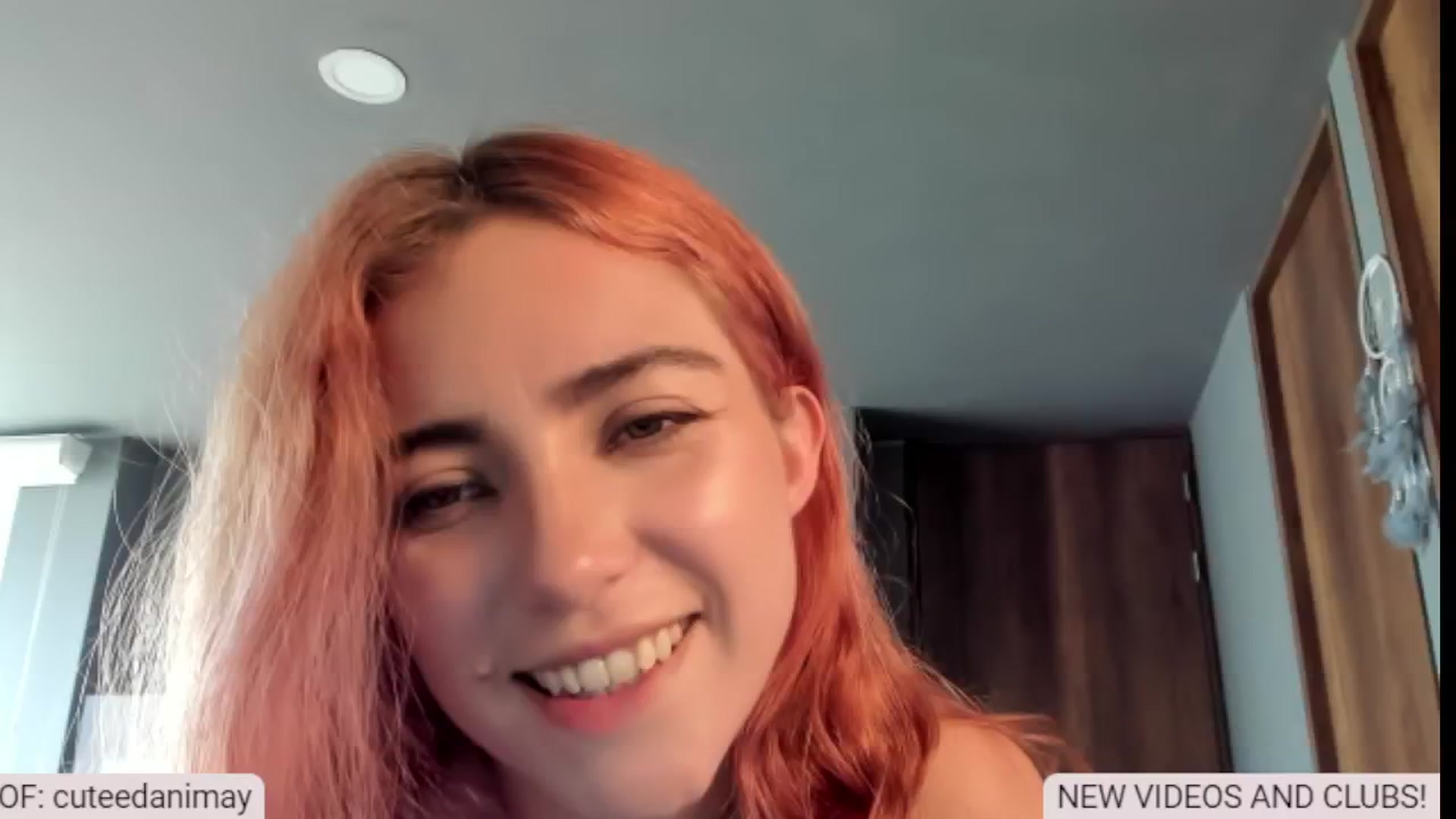 Gallery image thumbnail from aka_dani's myfreecams stream on, 01/06/2025, 19:30 image 20 of 20
