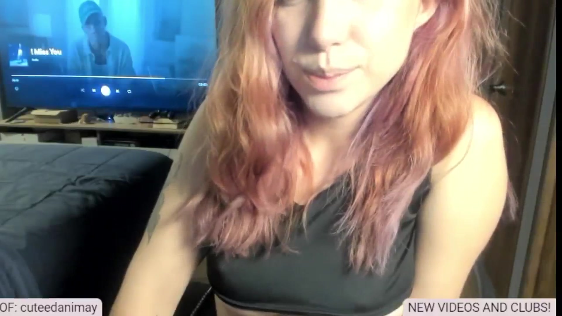 Gallery image thumbnail from aka_dani's myfreecams stream on, 01/09/2025, 01:30 image 8 of 20