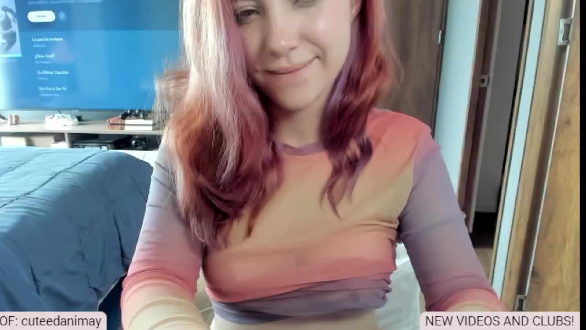 Gallery image thumbnail from aka_dani's myfreecams stream on, 01/13/2025, 18:59 image 11 of 20