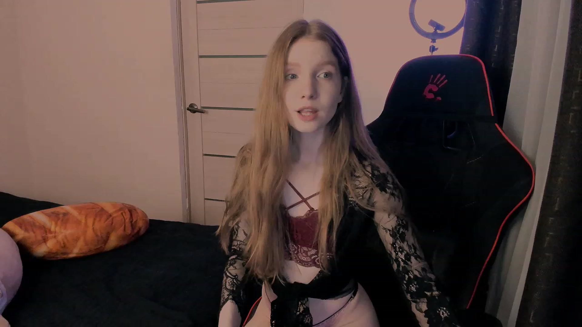 Gallery image thumbnail from al_ma's myfreecams stream on, 05/02/2023, 19:56 image 5 of 20