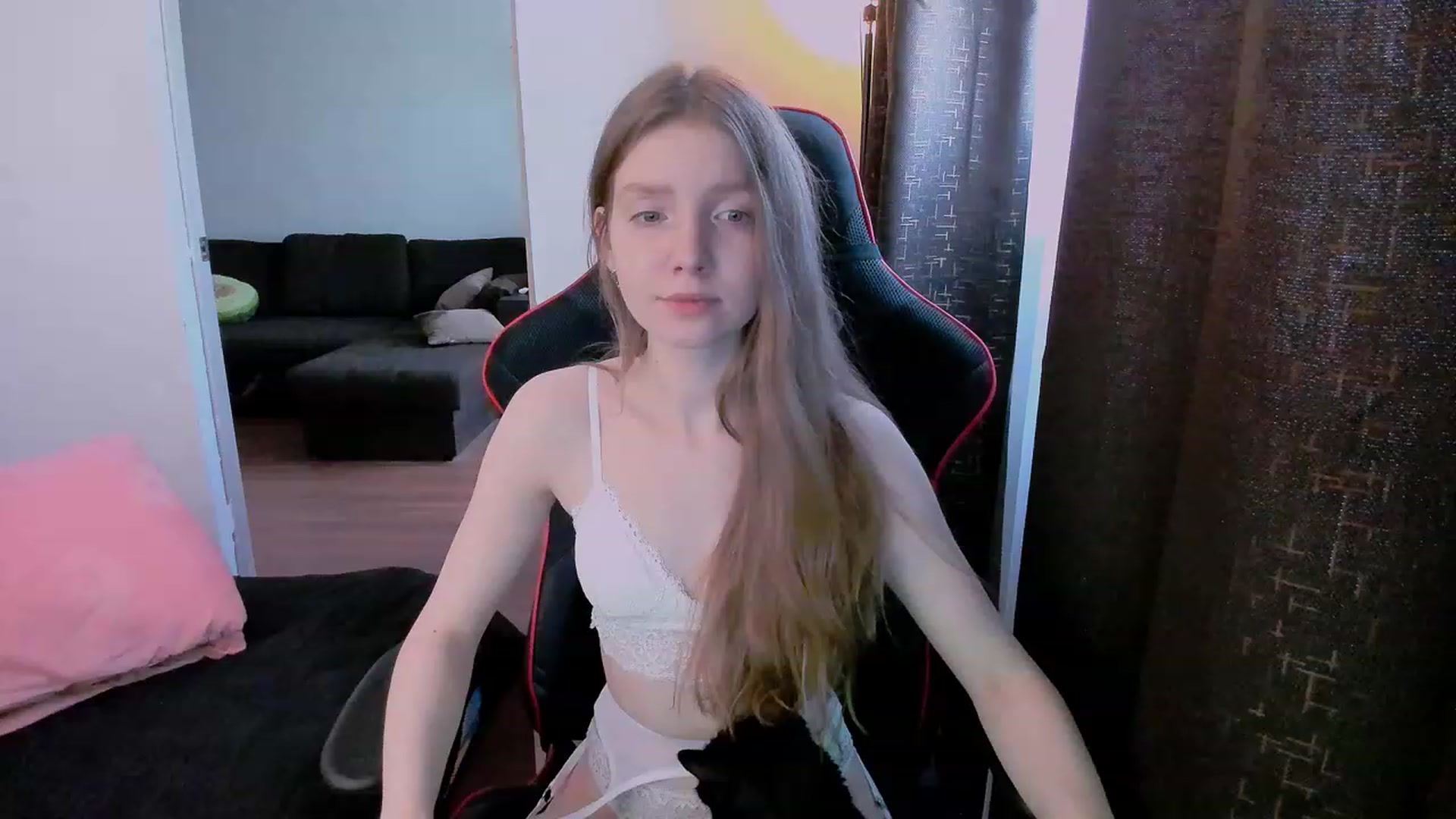 Gallery image thumbnail from al_ma's myfreecams stream on, 05/11/2023, 04:52 image 16 of 20