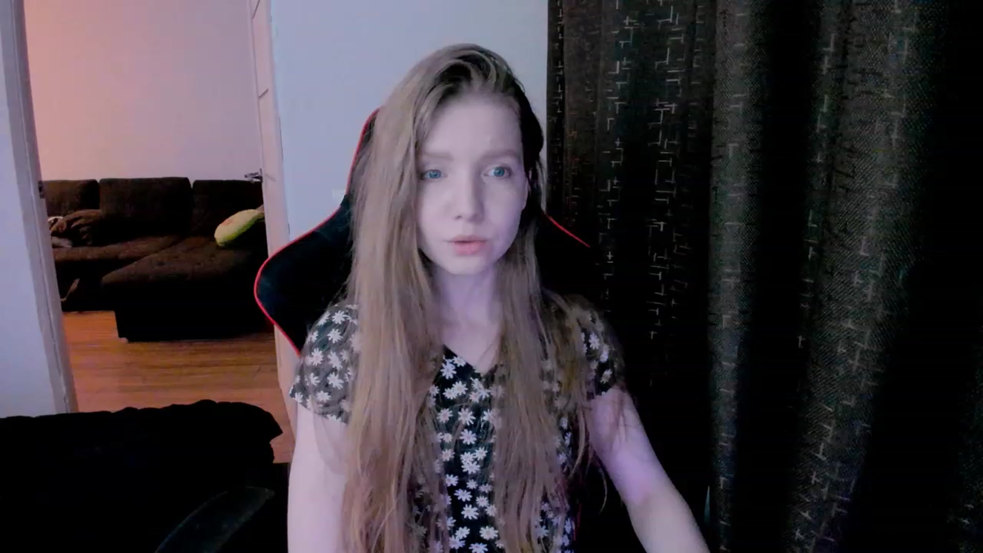 Gallery image thumbnail from al_ma's myfreecams stream on, 06/10/2023, 23:58 image 11 of 20