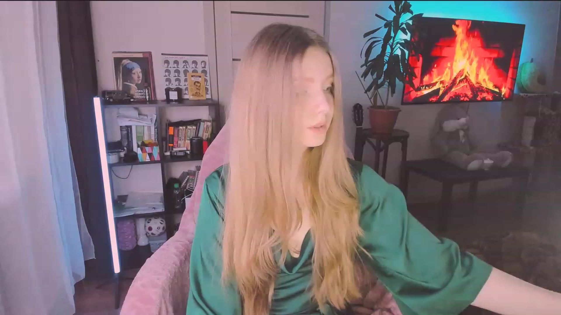Gallery image thumbnail from al_ma's myfreecams stream on, 01/01/2024, 13:36 image 20 of 20