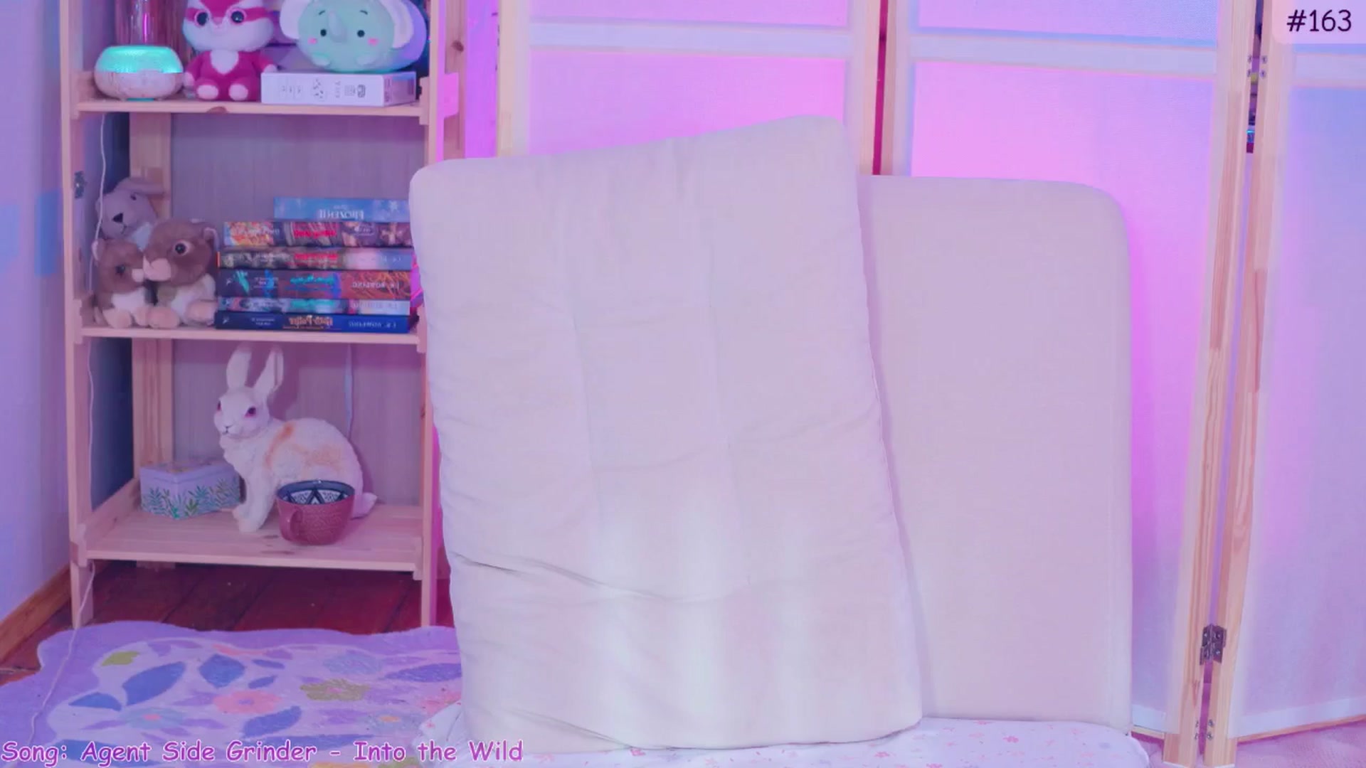 Gallery image thumbnail from alcoBirthday's myfreecams stream on, 10/03/2024, 10:09 image 17 of 20