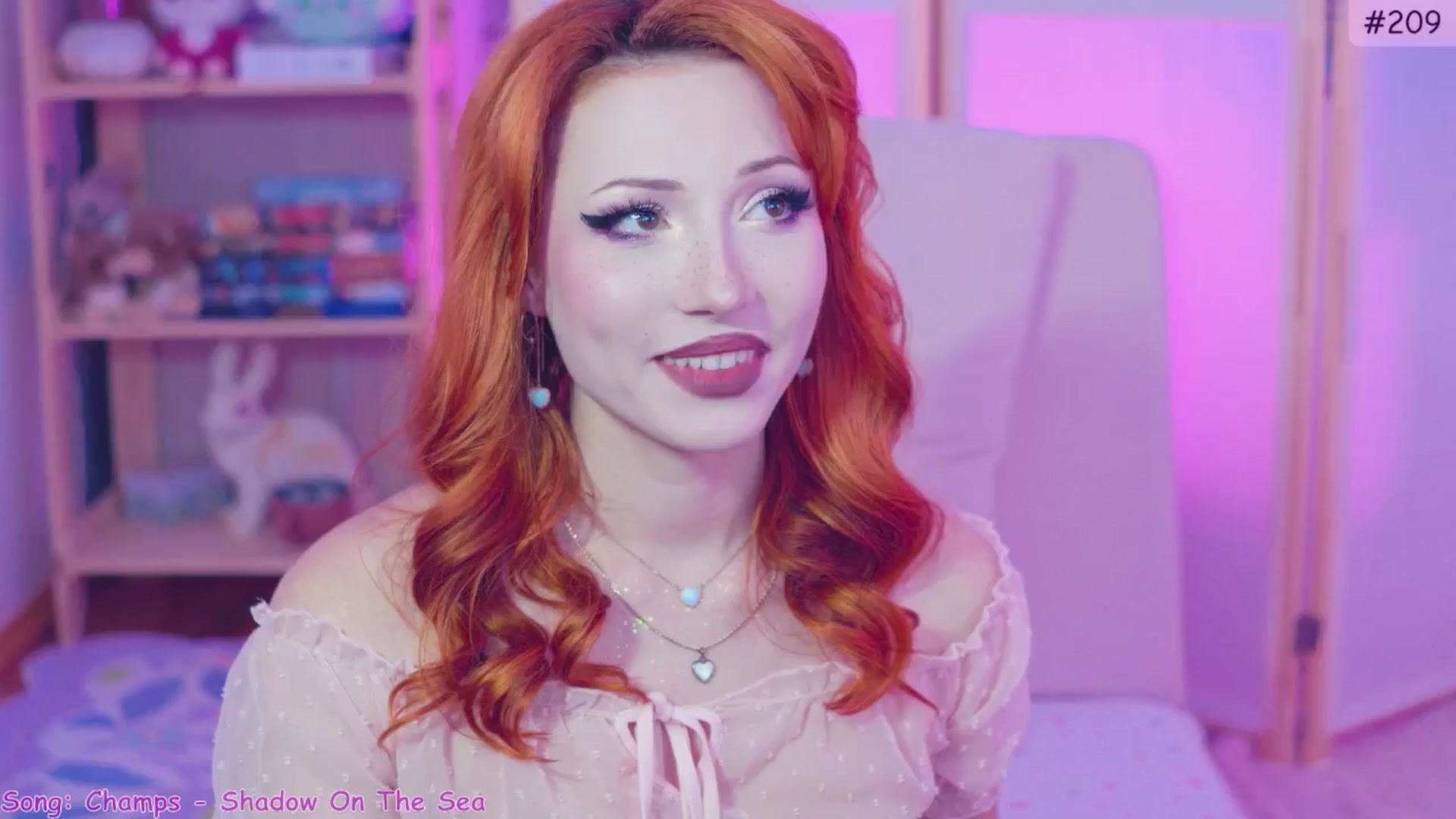 Gallery image thumbnail from alcoBirthday's myfreecams stream on, 10/04/2024, 08:52 image 8 of 20