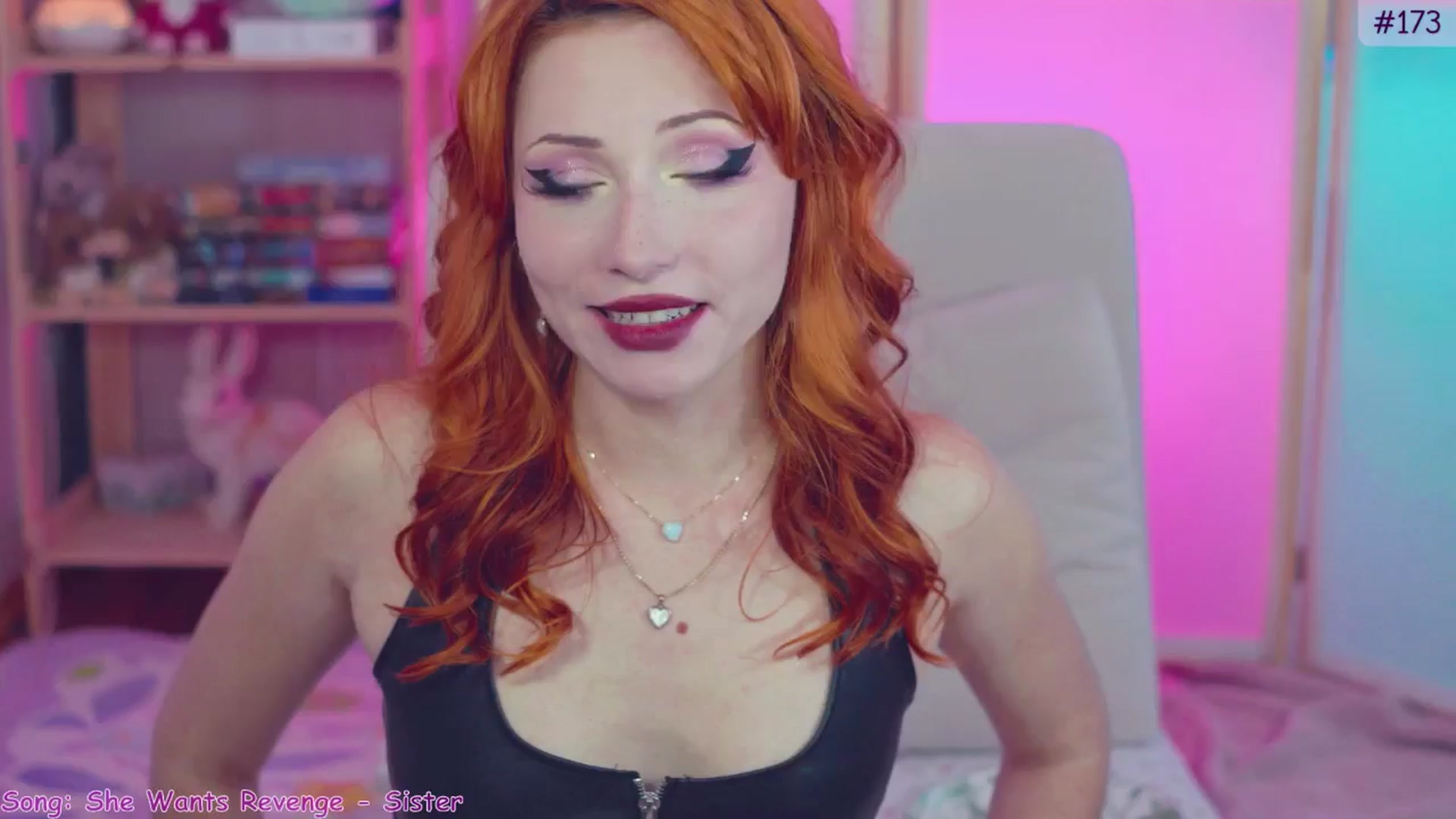 Gallery image thumbnail from alcoBirthday's myfreecams stream on, 10/05/2024, 12:09 image 20 of 20