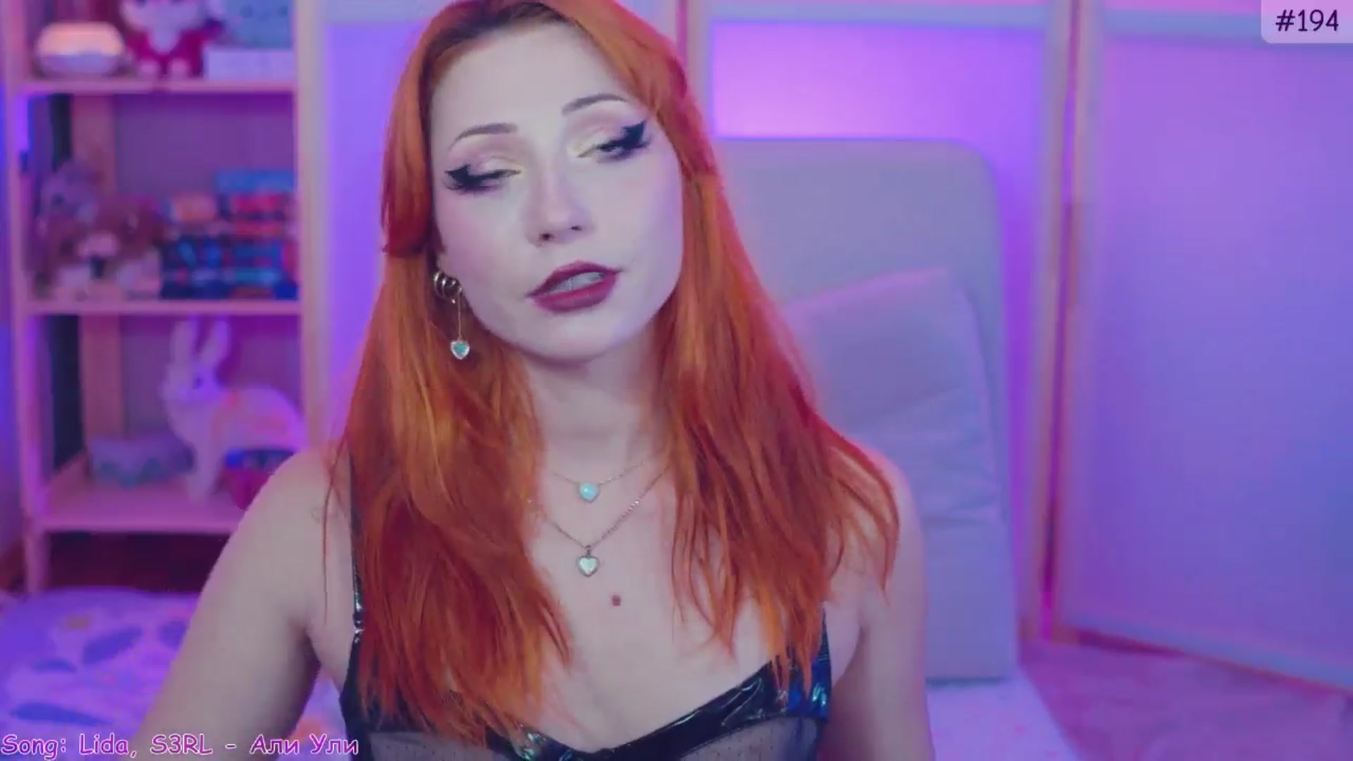 Gallery image thumbnail from alcoBirthday's myfreecams stream on, 10/06/2024, 11:42 image 15 of 20
