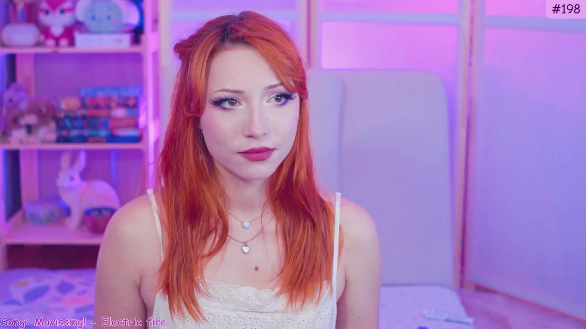 Gallery image thumbnail from alcoBirthday's myfreecams stream on, 10/07/2024, 08:11 image 13 of 20