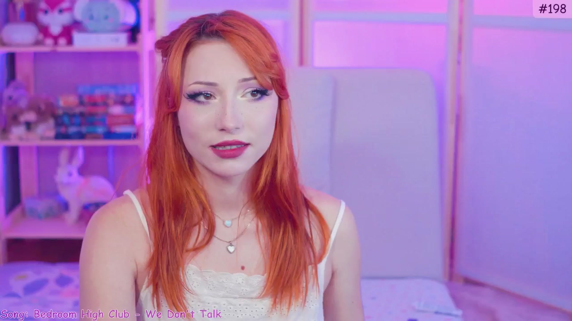 Gallery image thumbnail from alcoBirthday's myfreecams stream on, 10/07/2024, 08:11 image 12 of 20