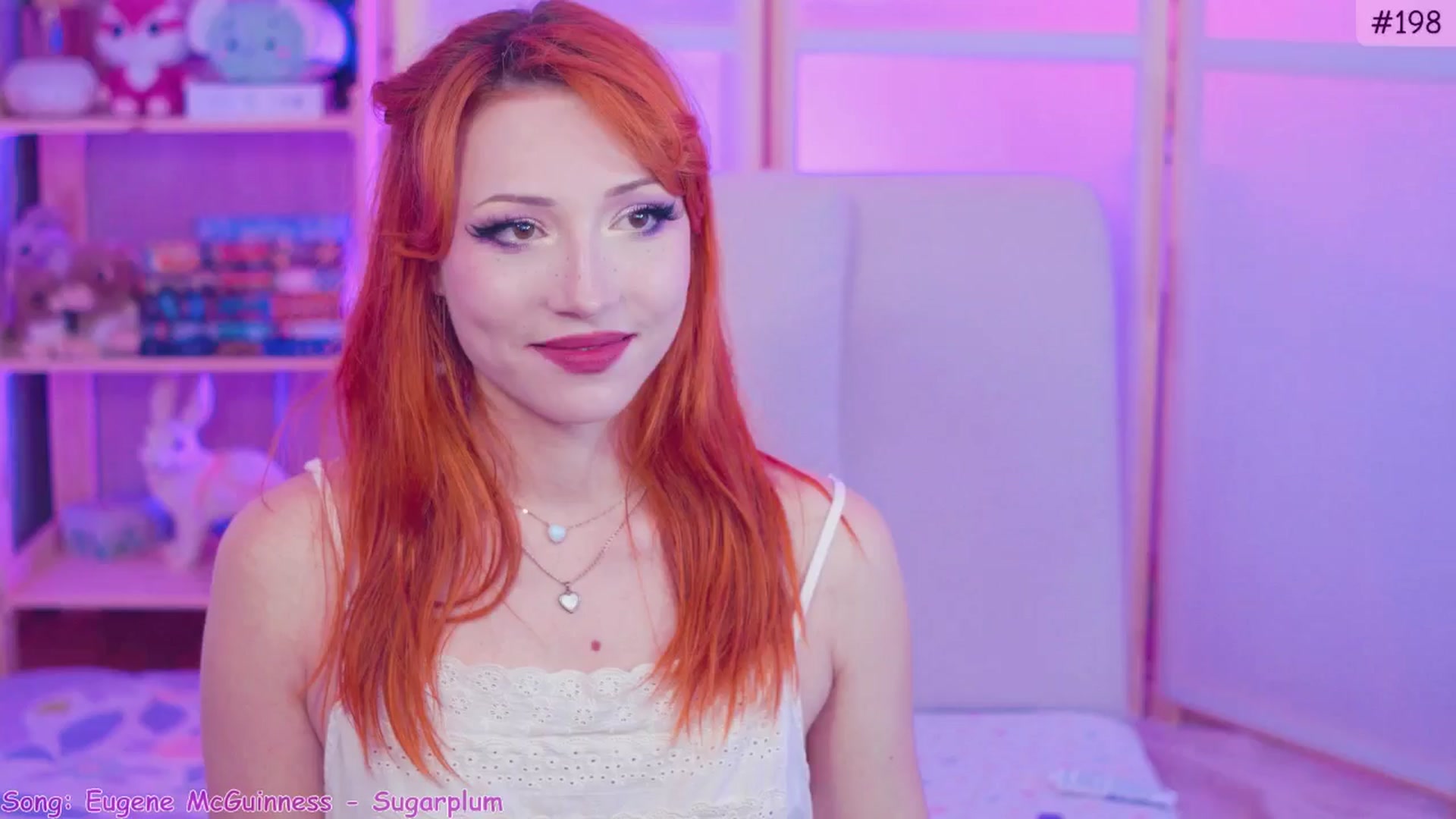 Gallery image thumbnail from alcoBirthday's myfreecams stream on, 10/07/2024, 08:11 image 17 of 20