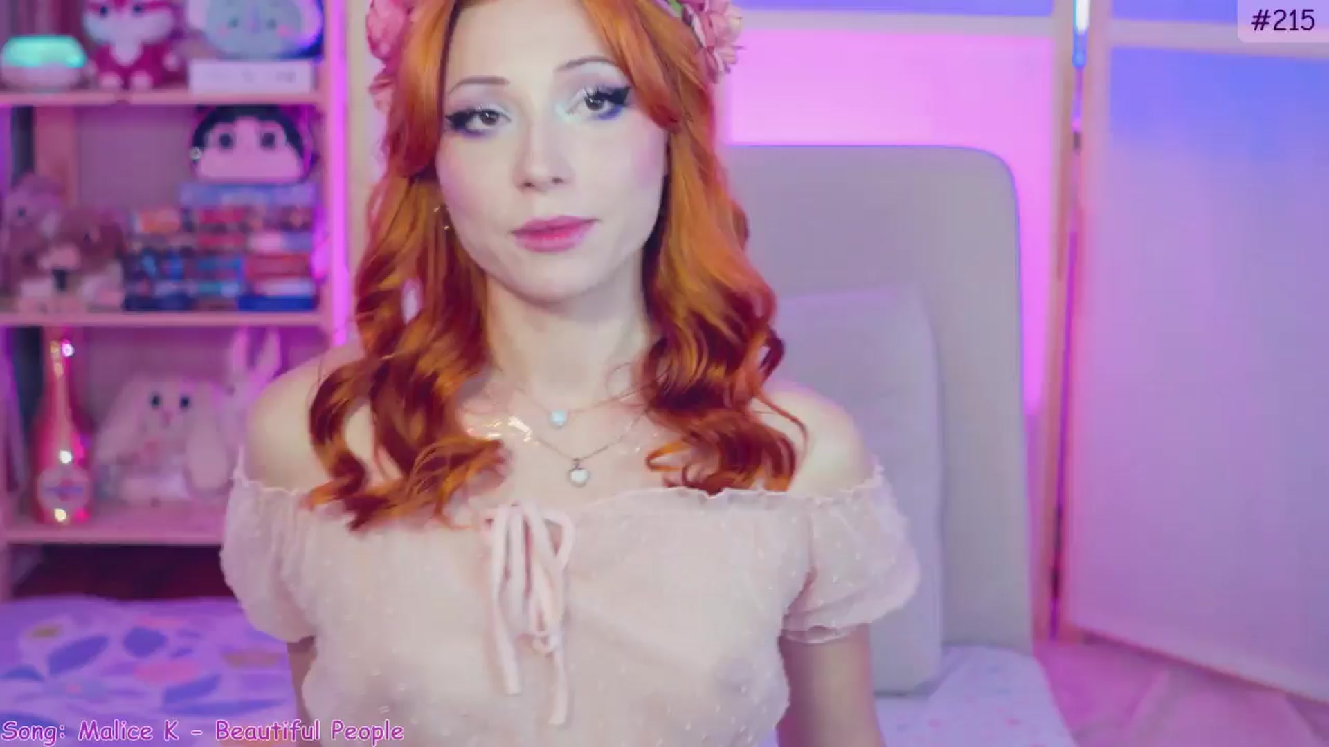 Gallery image thumbnail from alcoBirthday's myfreecams stream on, 10/08/2024, 08:41 image 3 of 20