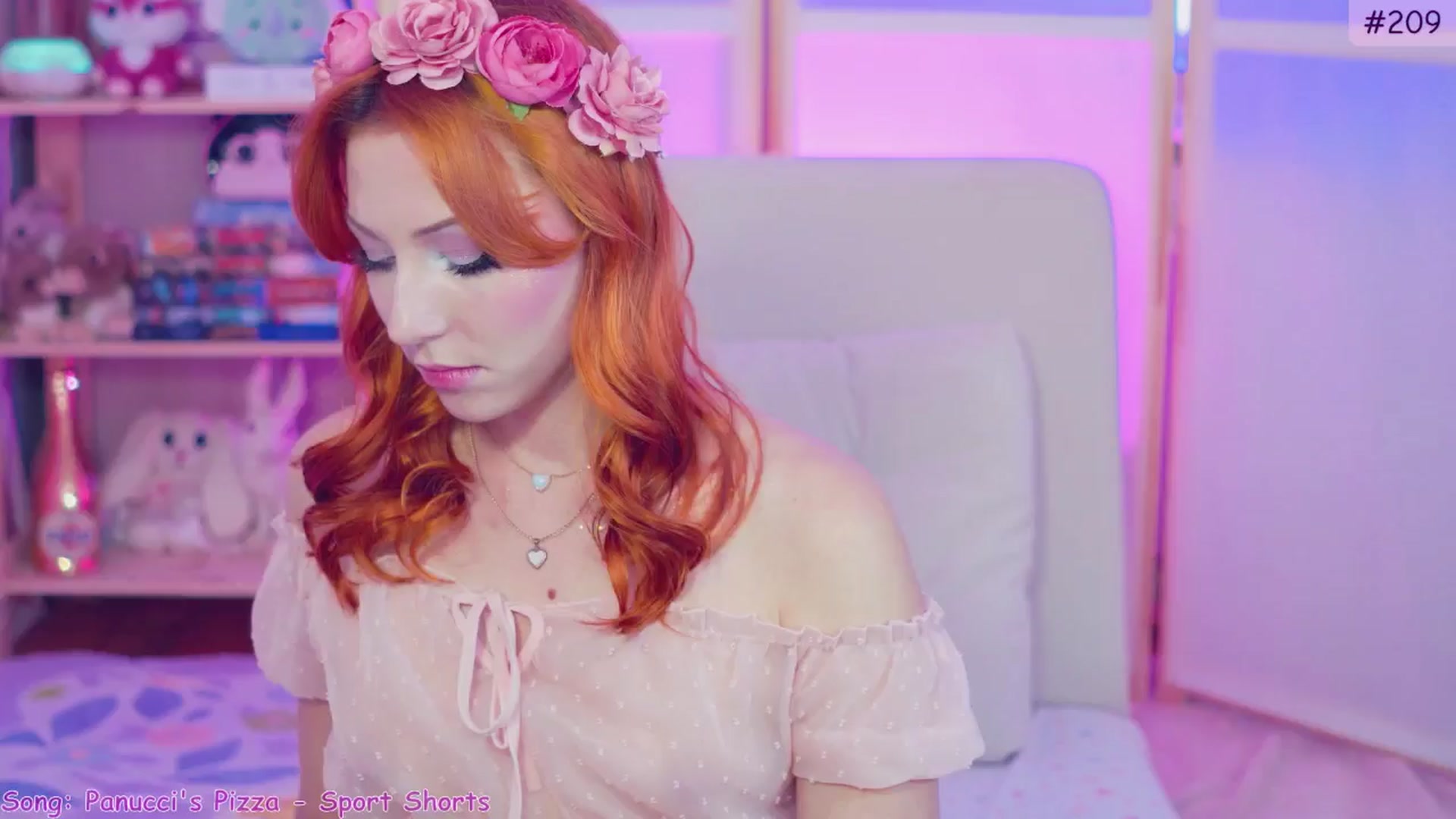 Gallery image thumbnail from alcoBirthday's myfreecams stream on, 10/08/2024, 08:41 image 19 of 20