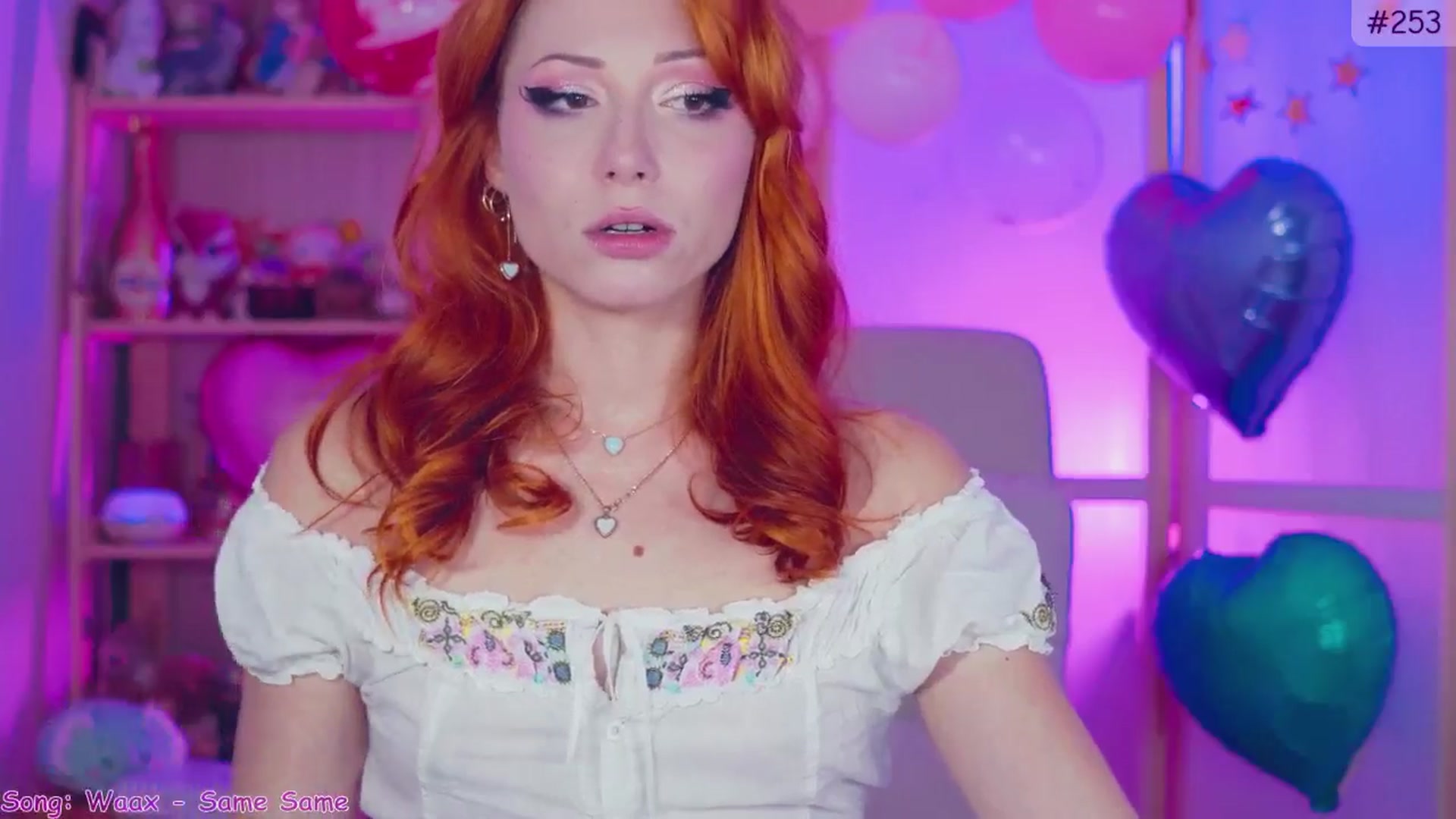 Gallery image thumbnail from alcoBirthday's myfreecams stream on, 10/10/2024, 09:17 image 15 of 20