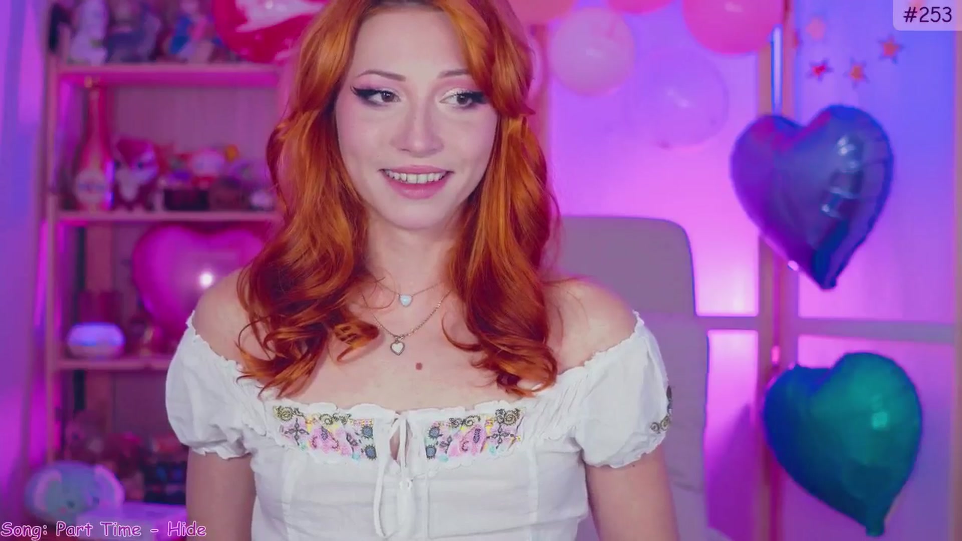 Gallery image thumbnail from alcoBirthday's myfreecams stream on, 10/10/2024, 09:17 image 17 of 20