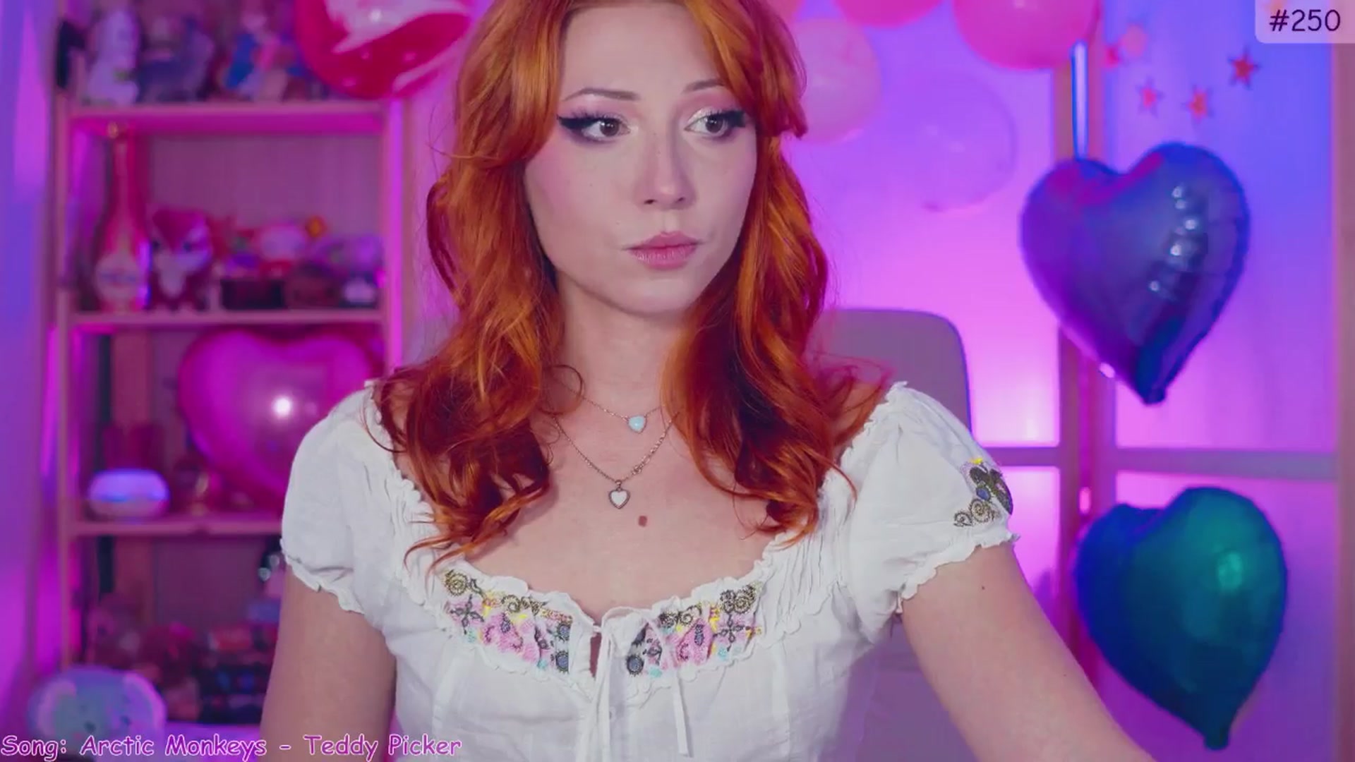 Gallery image thumbnail from alcoBirthday's myfreecams stream on, 10/10/2024, 09:17 image 4 of 20